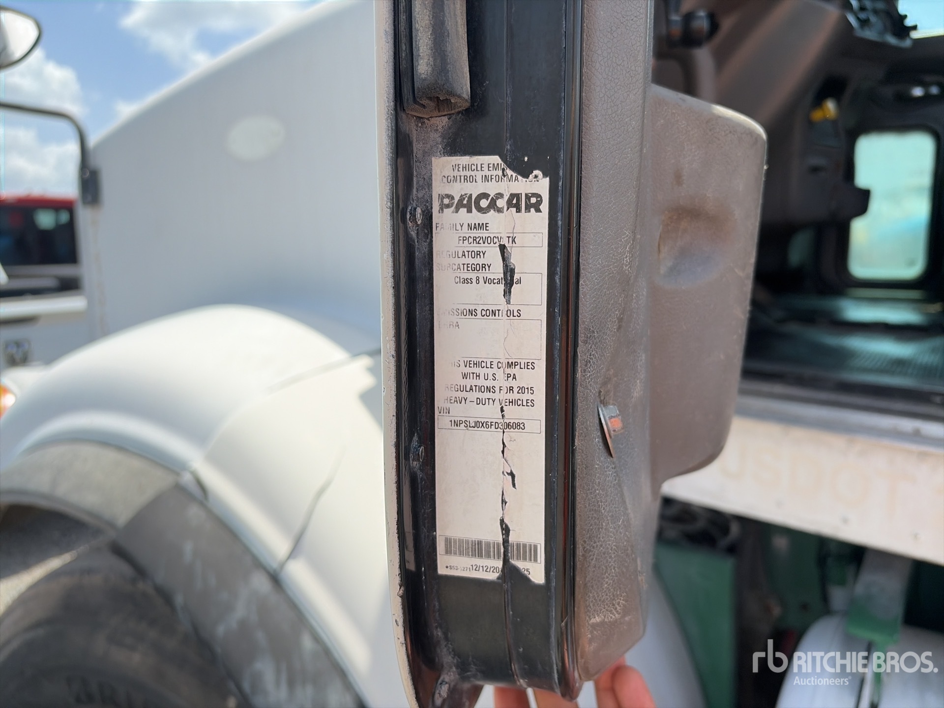 2015 Peterbilt 365