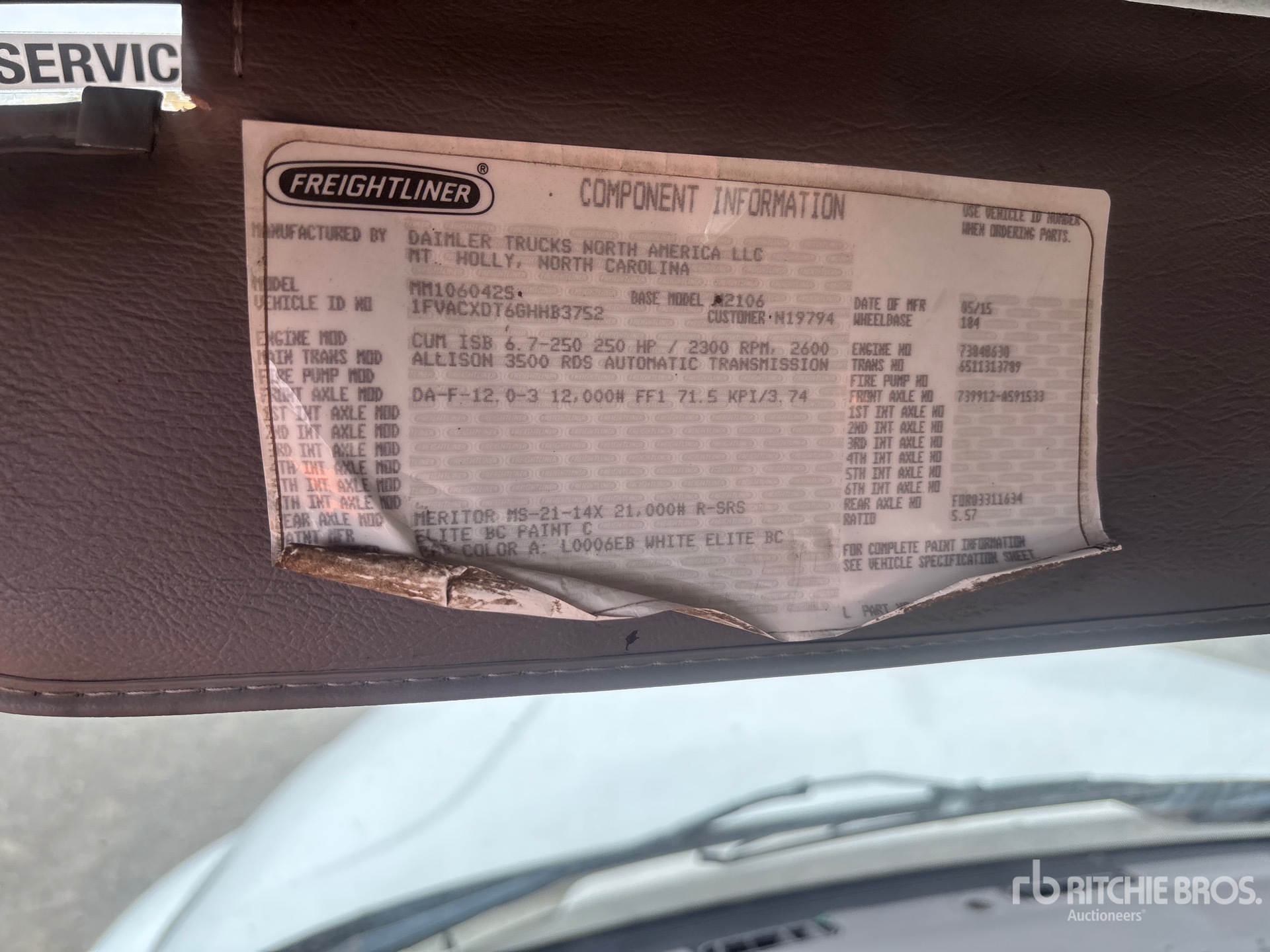 2016 Freightliner M2