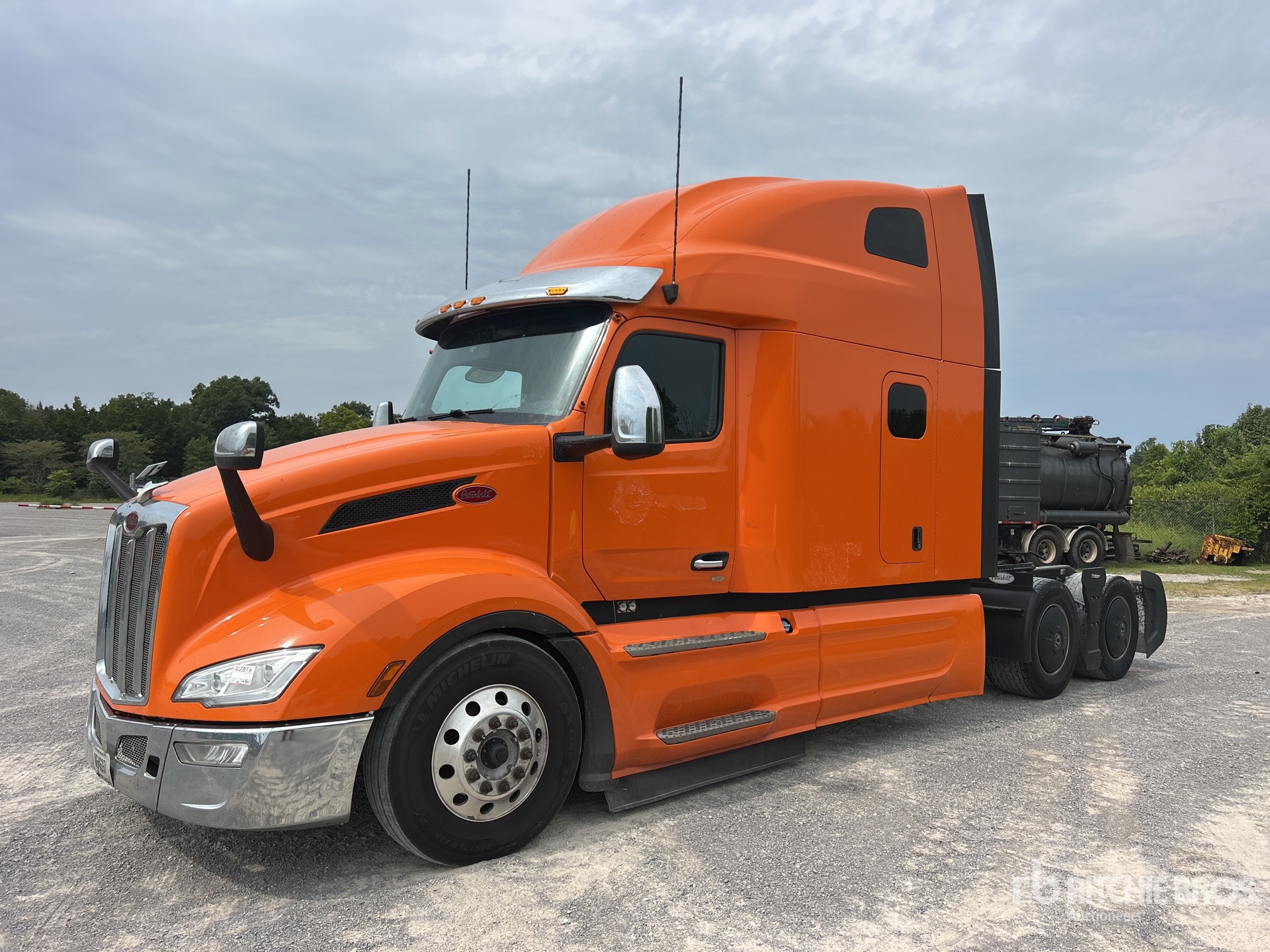 2023 Peterbilt 579
