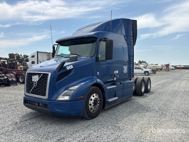 2021 Volvo VNR640 T/A Sleeper Truck Tractor