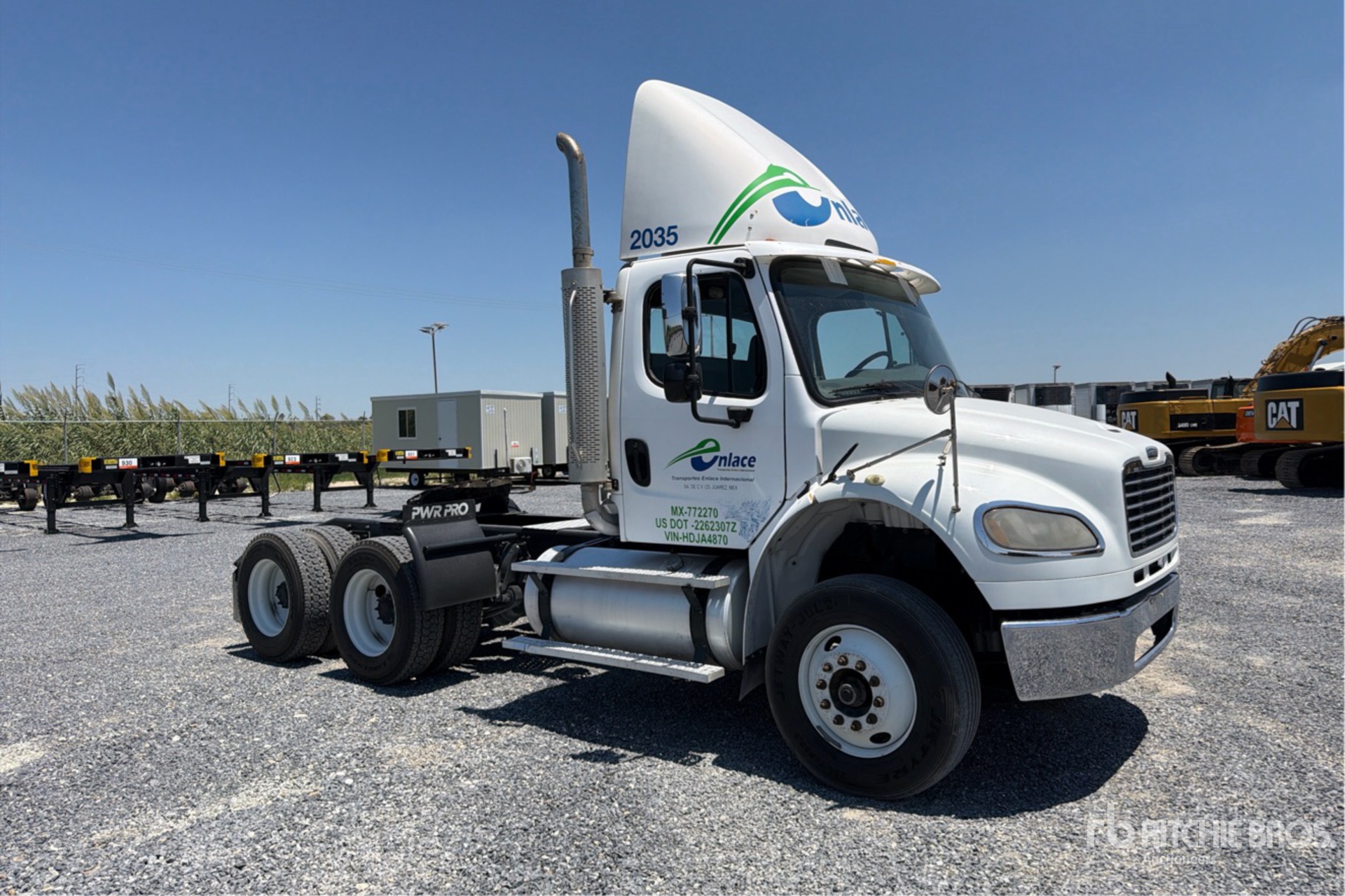 2017 Freightliner M2
