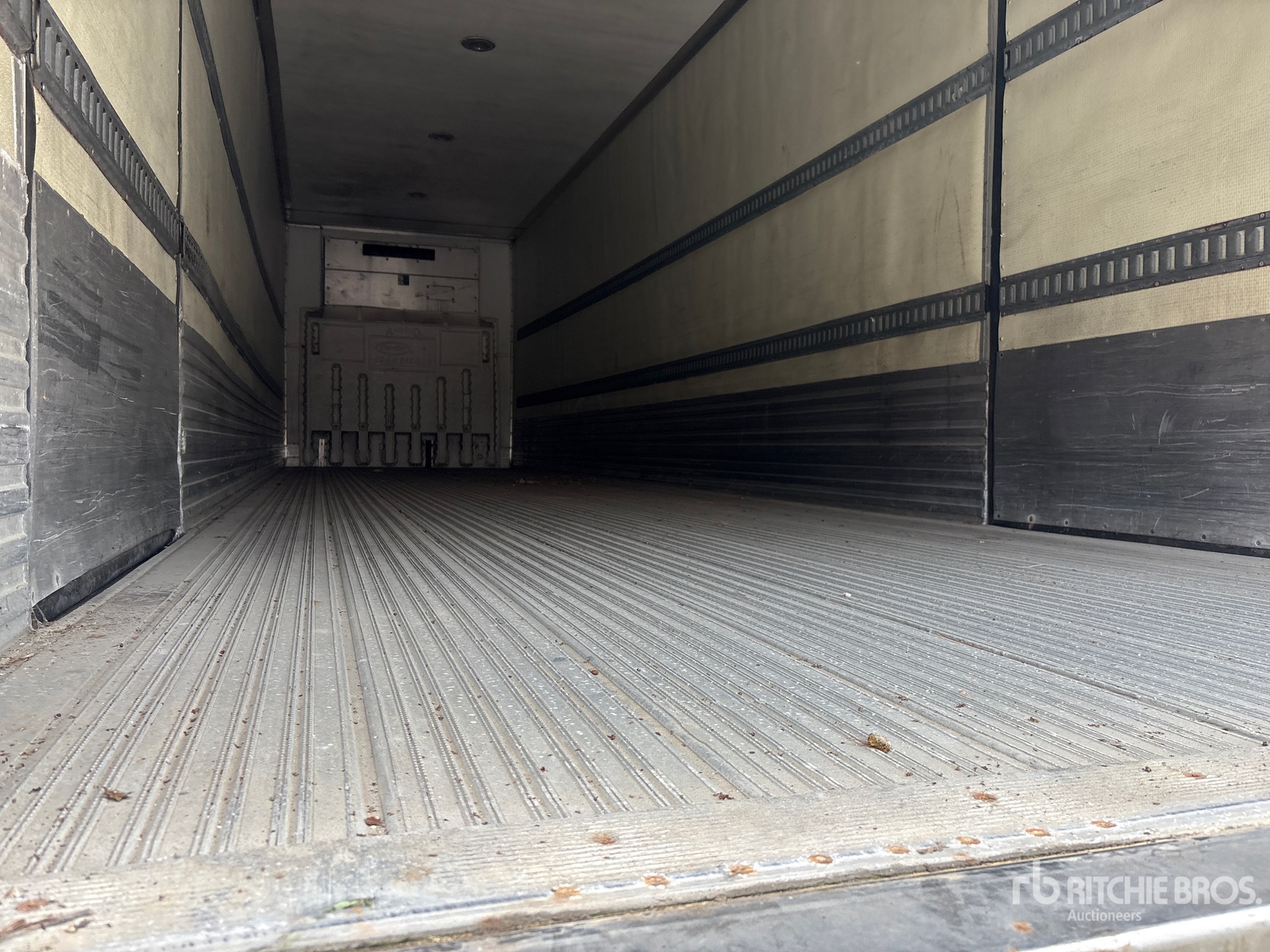 2009 Utility 36 FT X 102 IN T/A