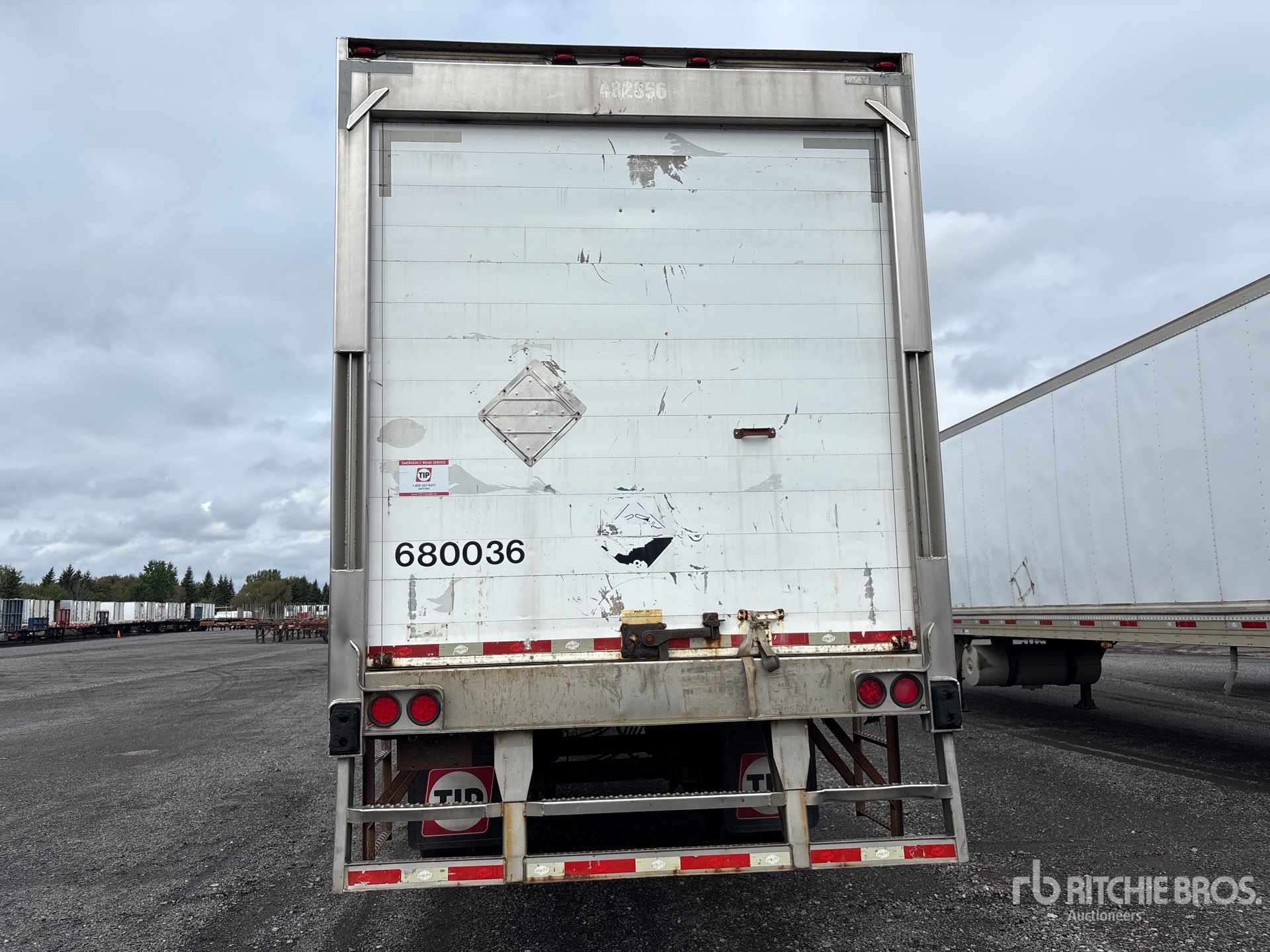 2009 Utility 53 ft x 102 in T/A