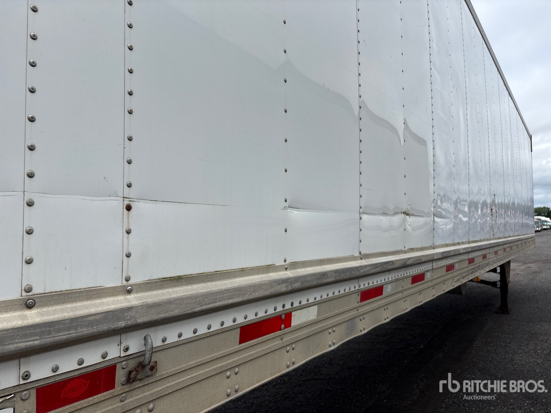 2009 Utility 53 ft x 102 in T/A