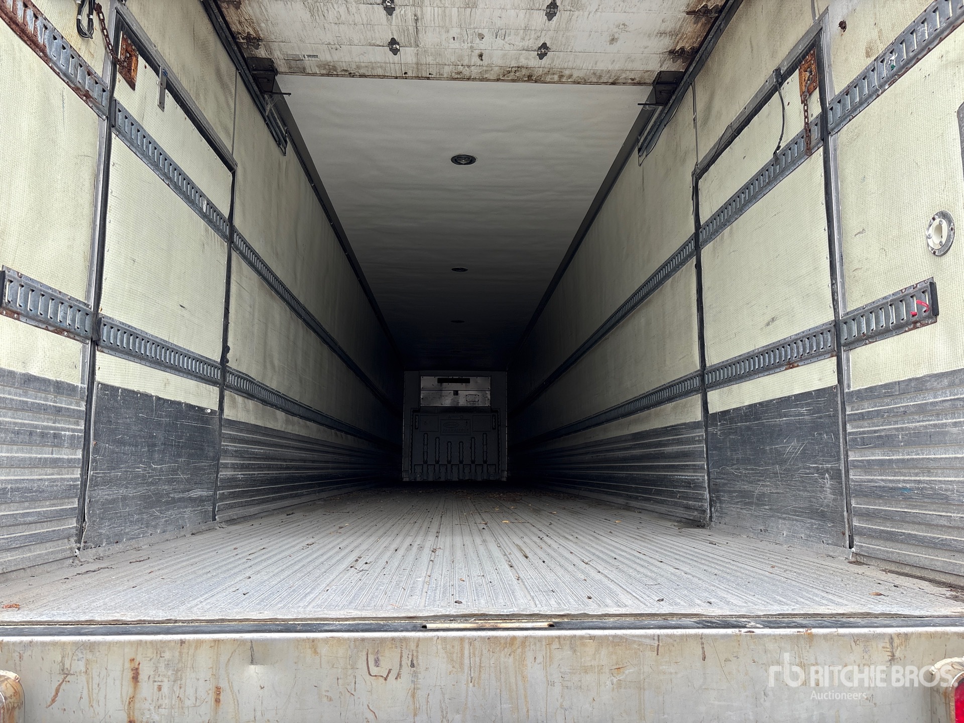 2009 Utility 53 ft x 102 in T/A
