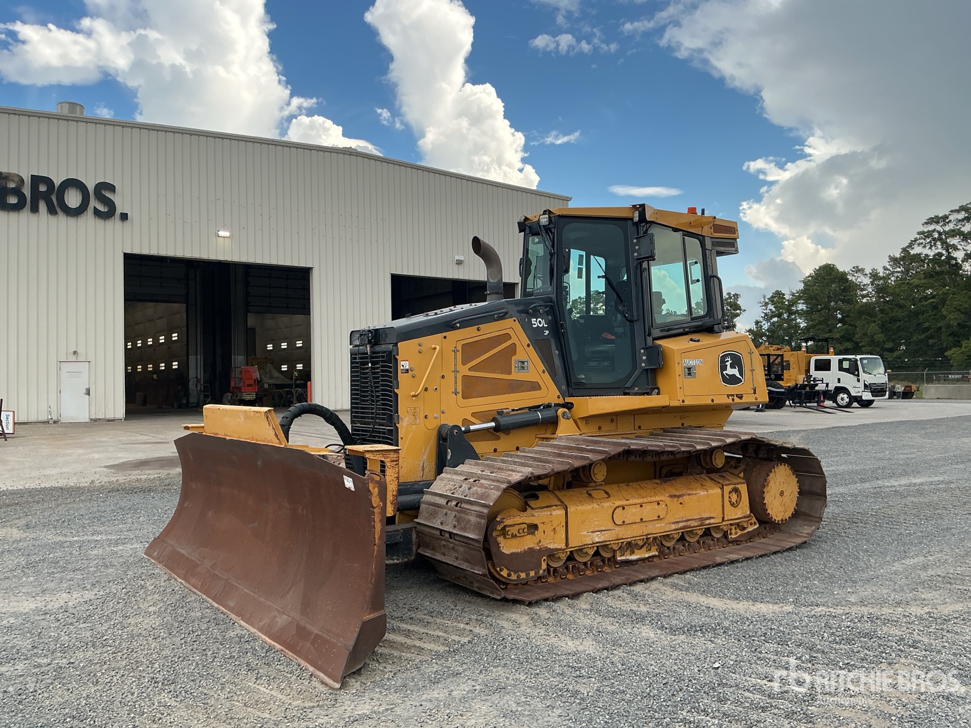 Photo of 2021 John Deere 750L