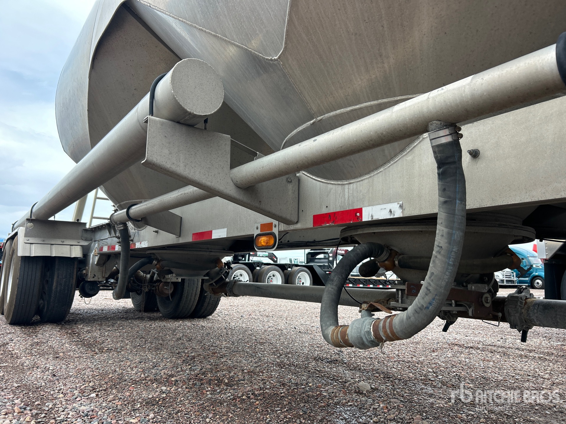2018 Heil 1040 CFT T/A