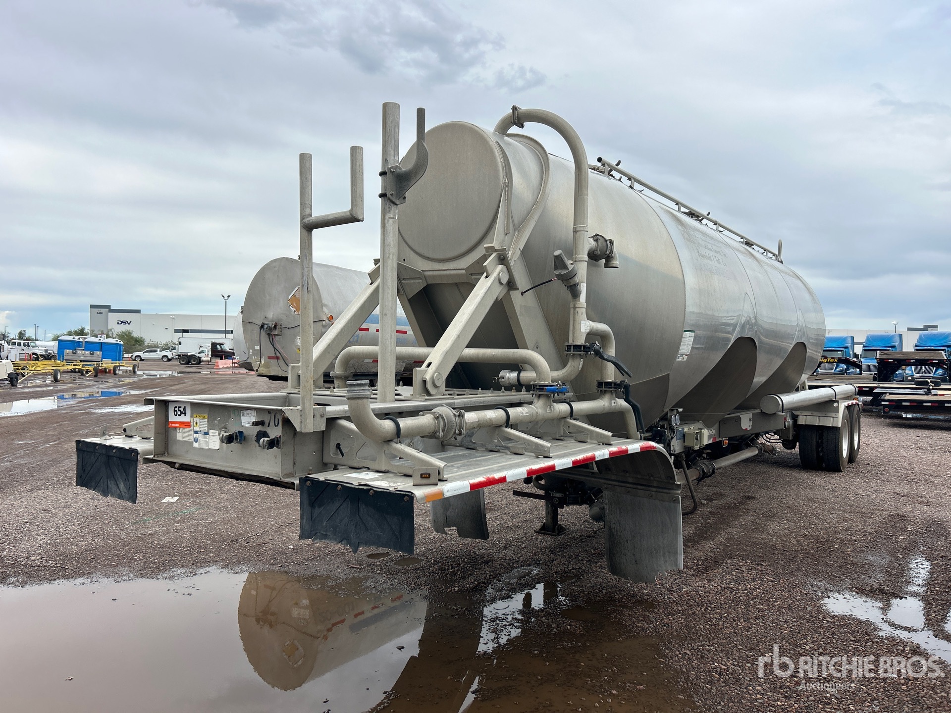 Photo of 2018 Heil 1040 cft T/A