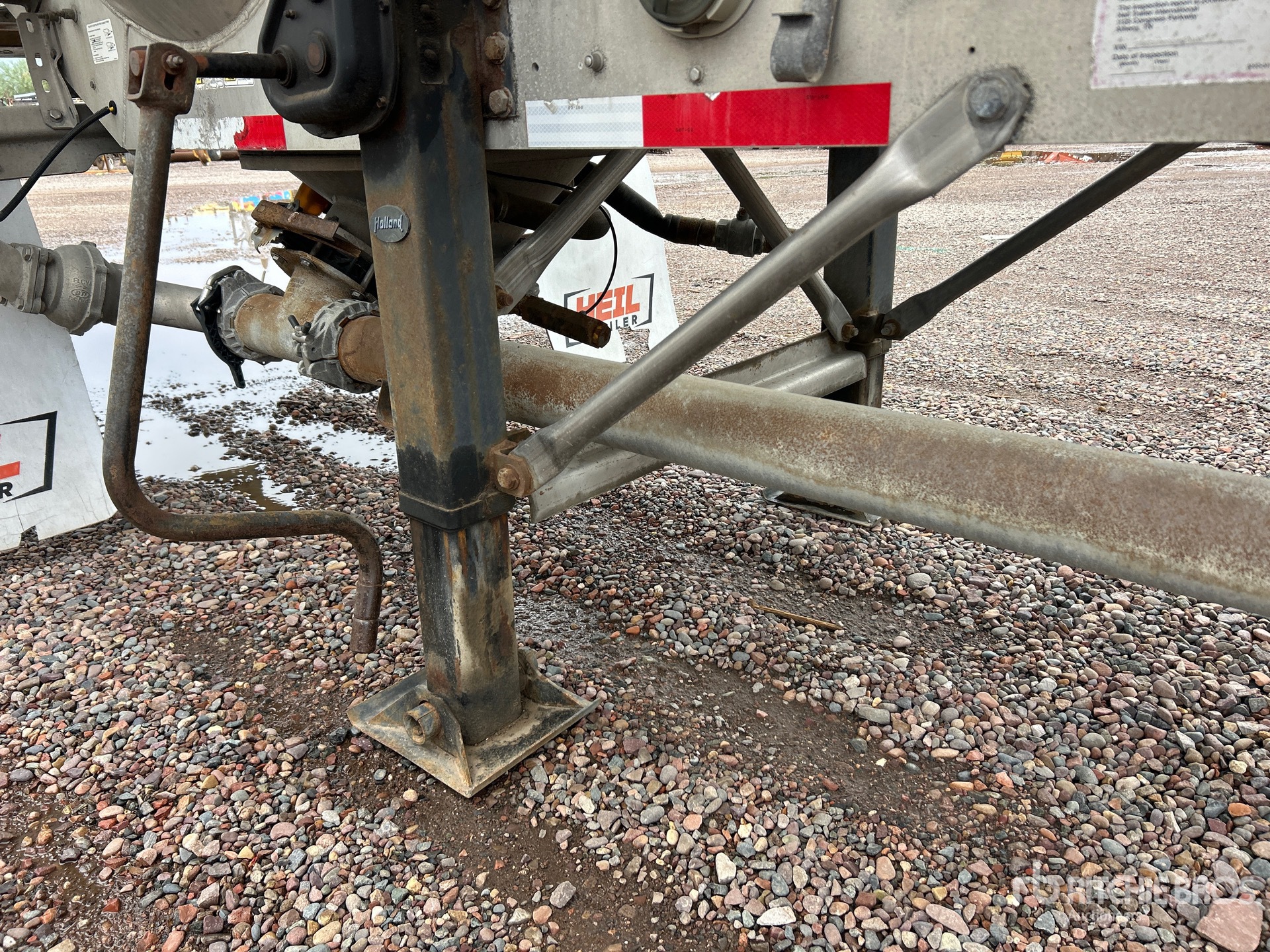 2018 Heil 1040 CFT T/A