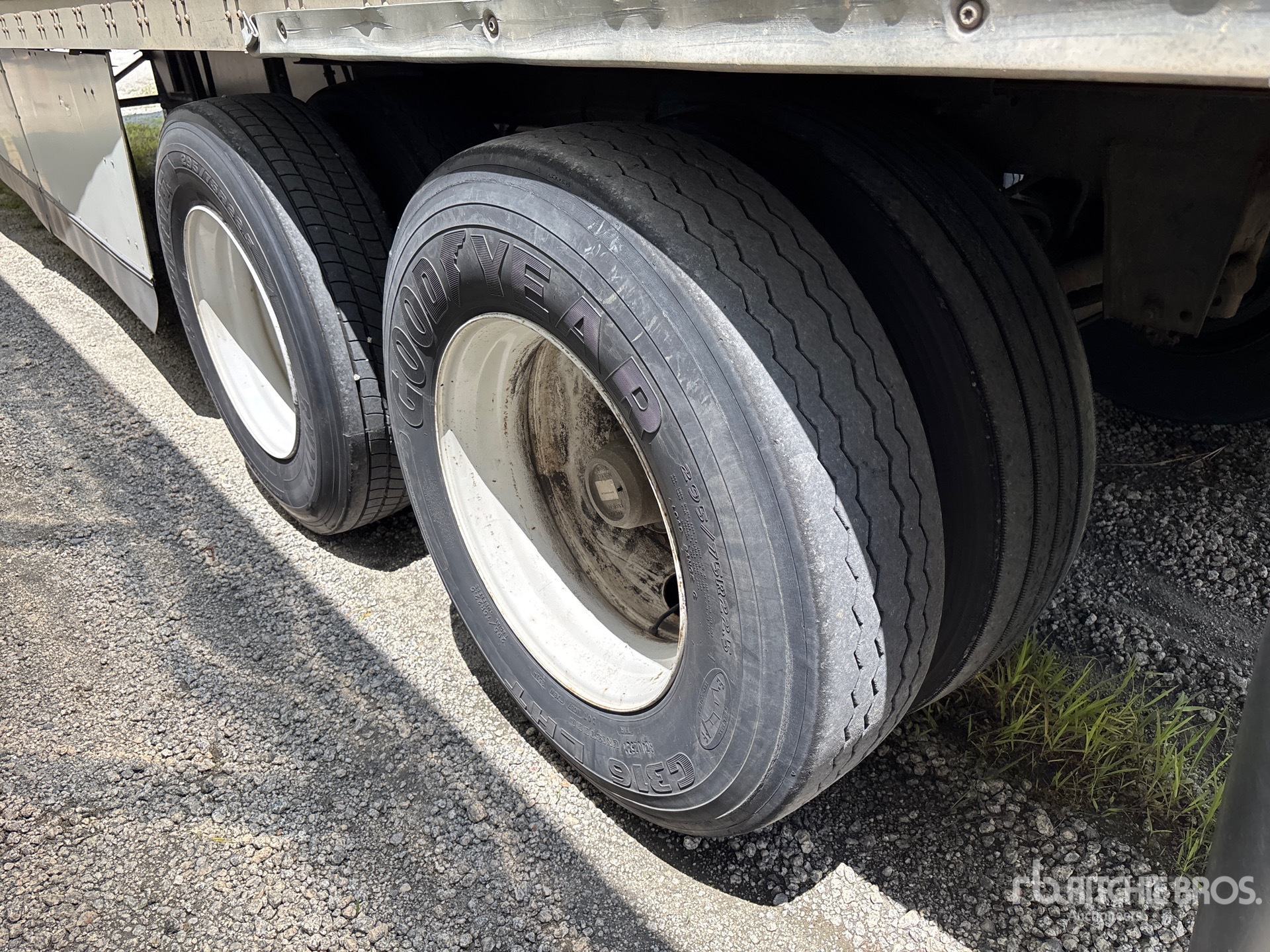 2016 Wabash VAN TRAILER
