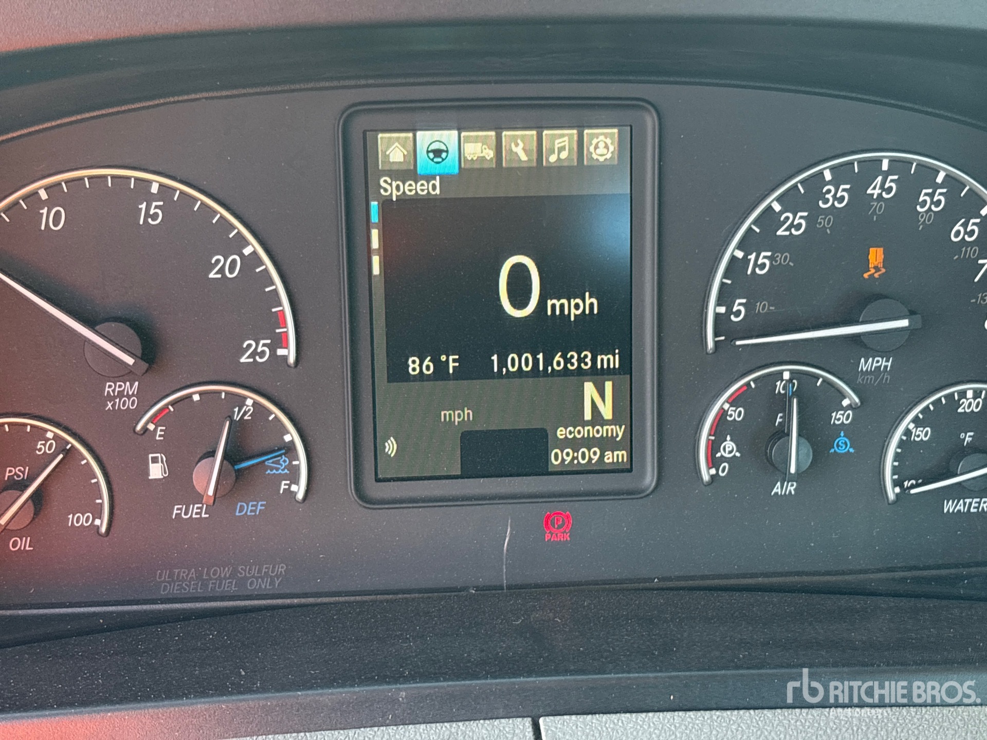 2021 Freightliner CASCADIA 116