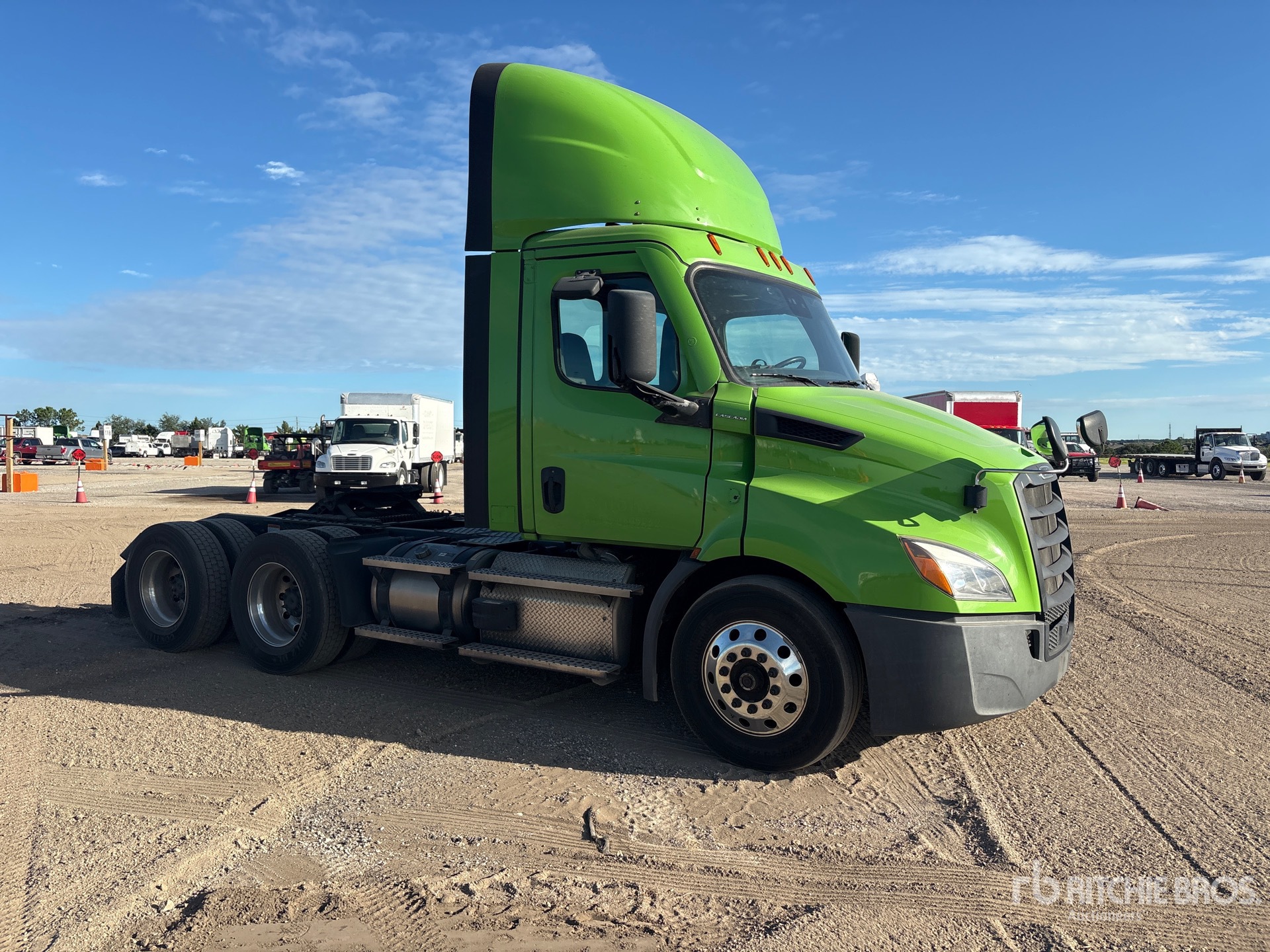 2021 Freightliner CASCADIA 116