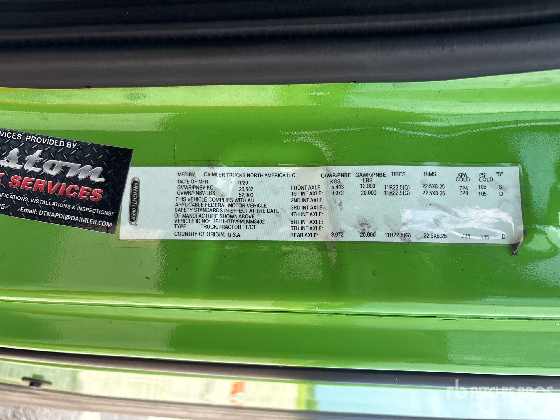 2021 Freightliner CASCADIA 116