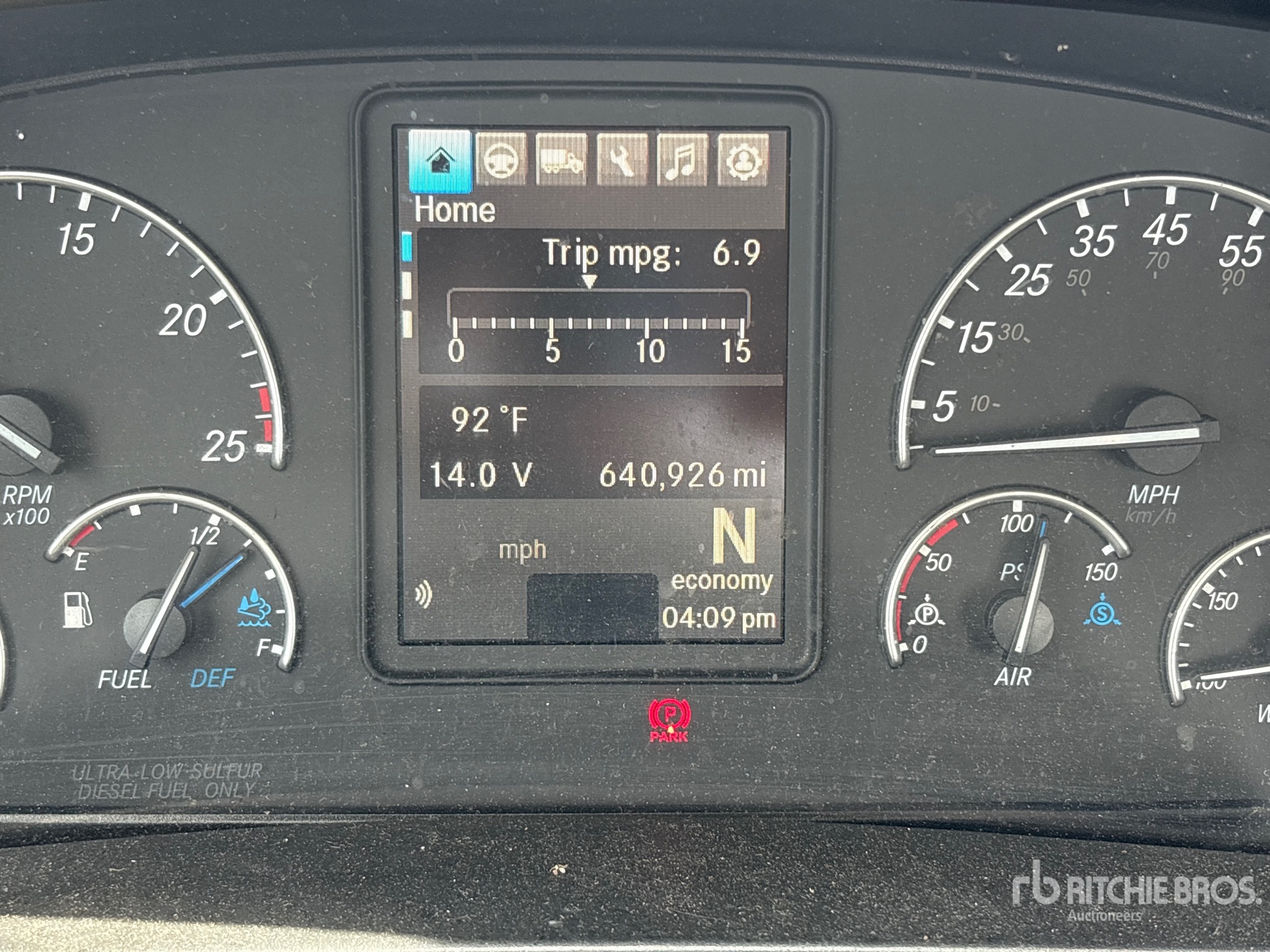 2021 Freightliner CASCADIA 116