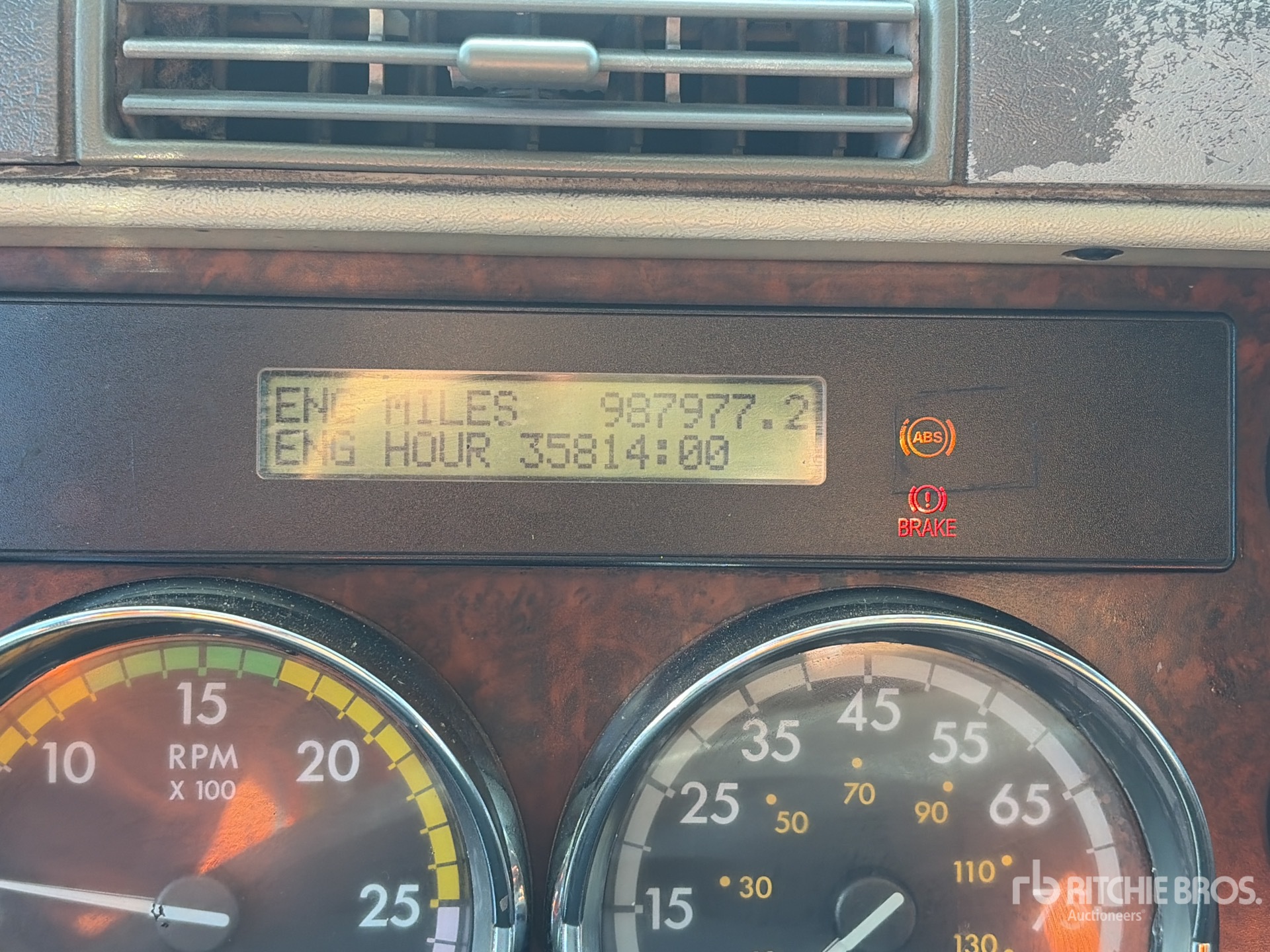 2008 Freightliner CENTURY CLASS C