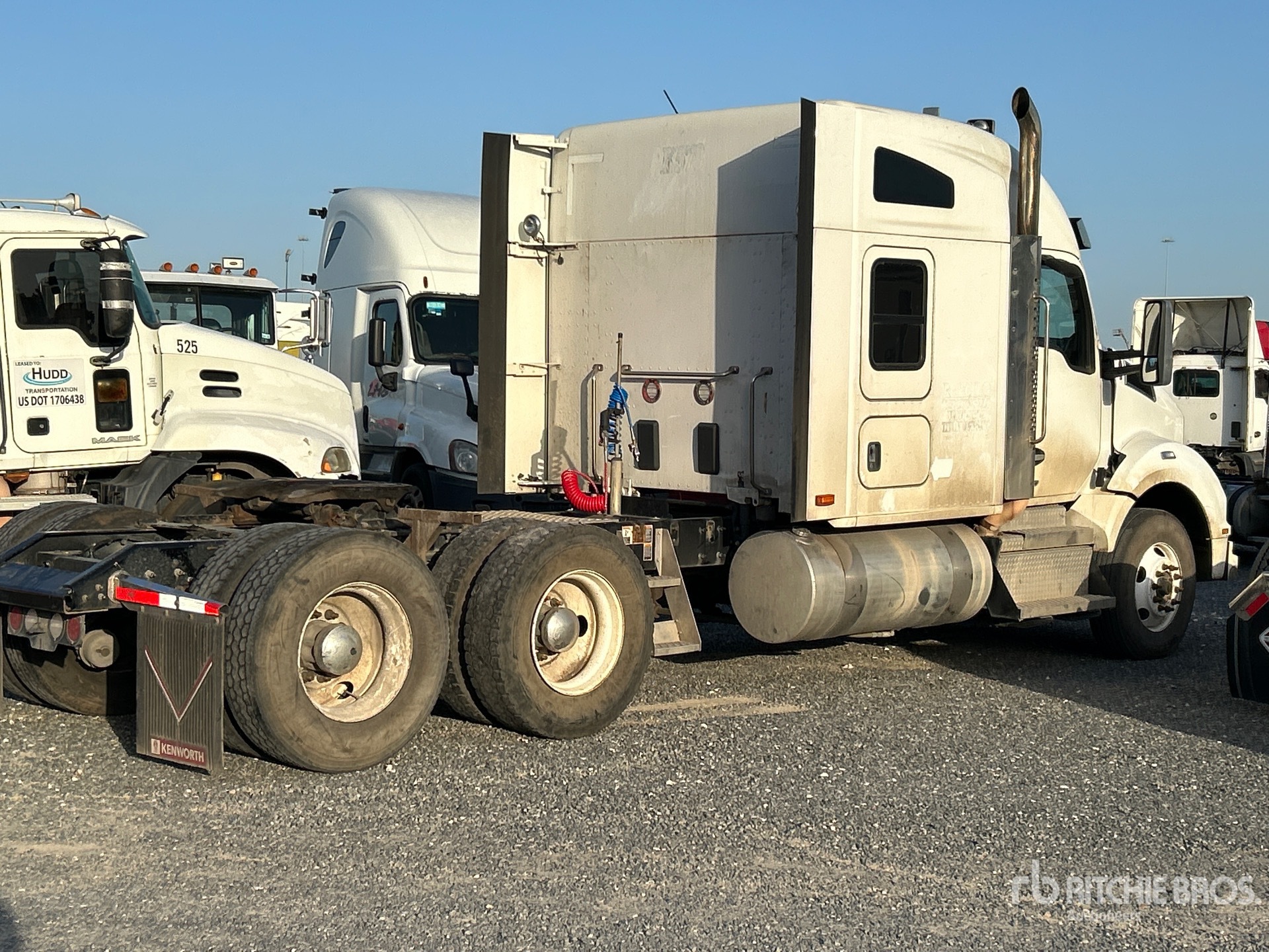 2022 Kenworth T880