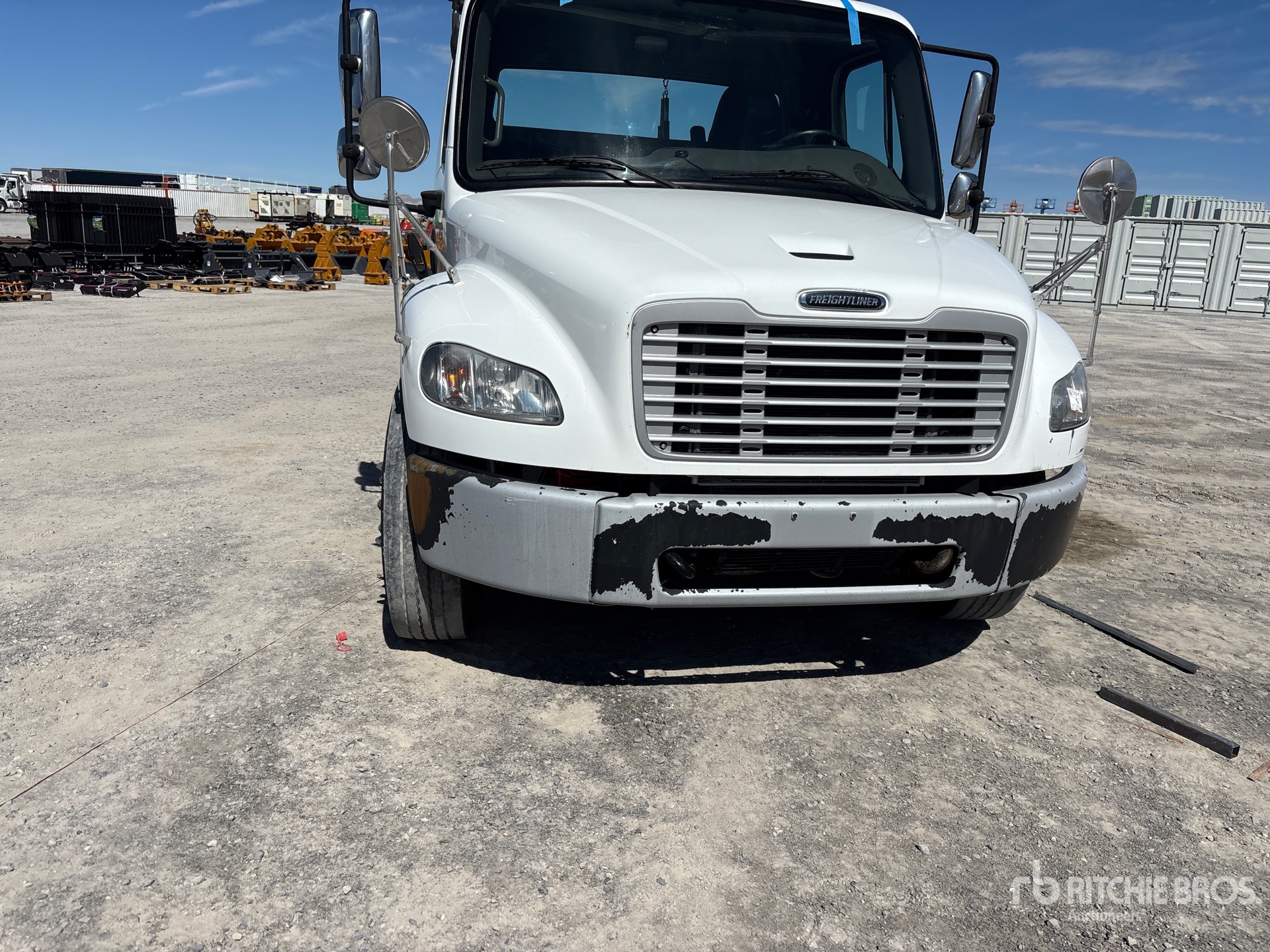 2019 Freightliner M2 106