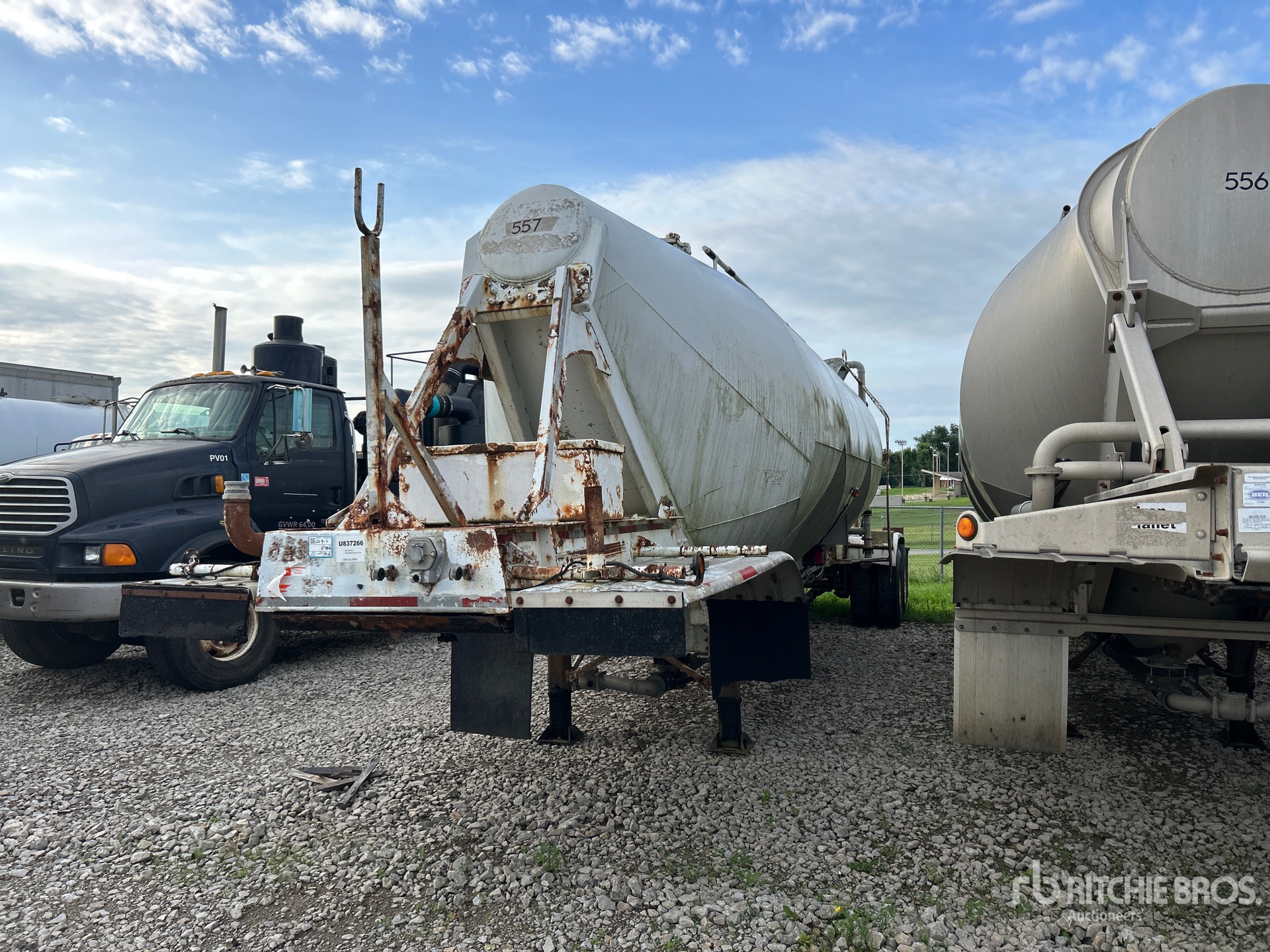 1979 Fruehauf 1000 CFT T/A (INOPERABLE)