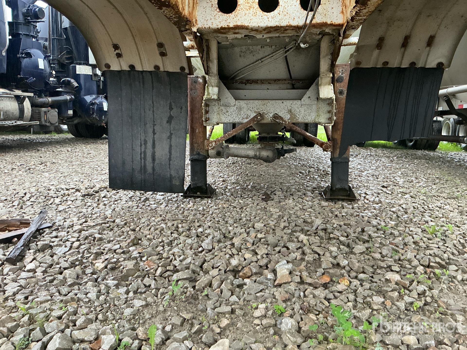1979 Fruehauf 1000 CFT T/A (INOPERABLE)