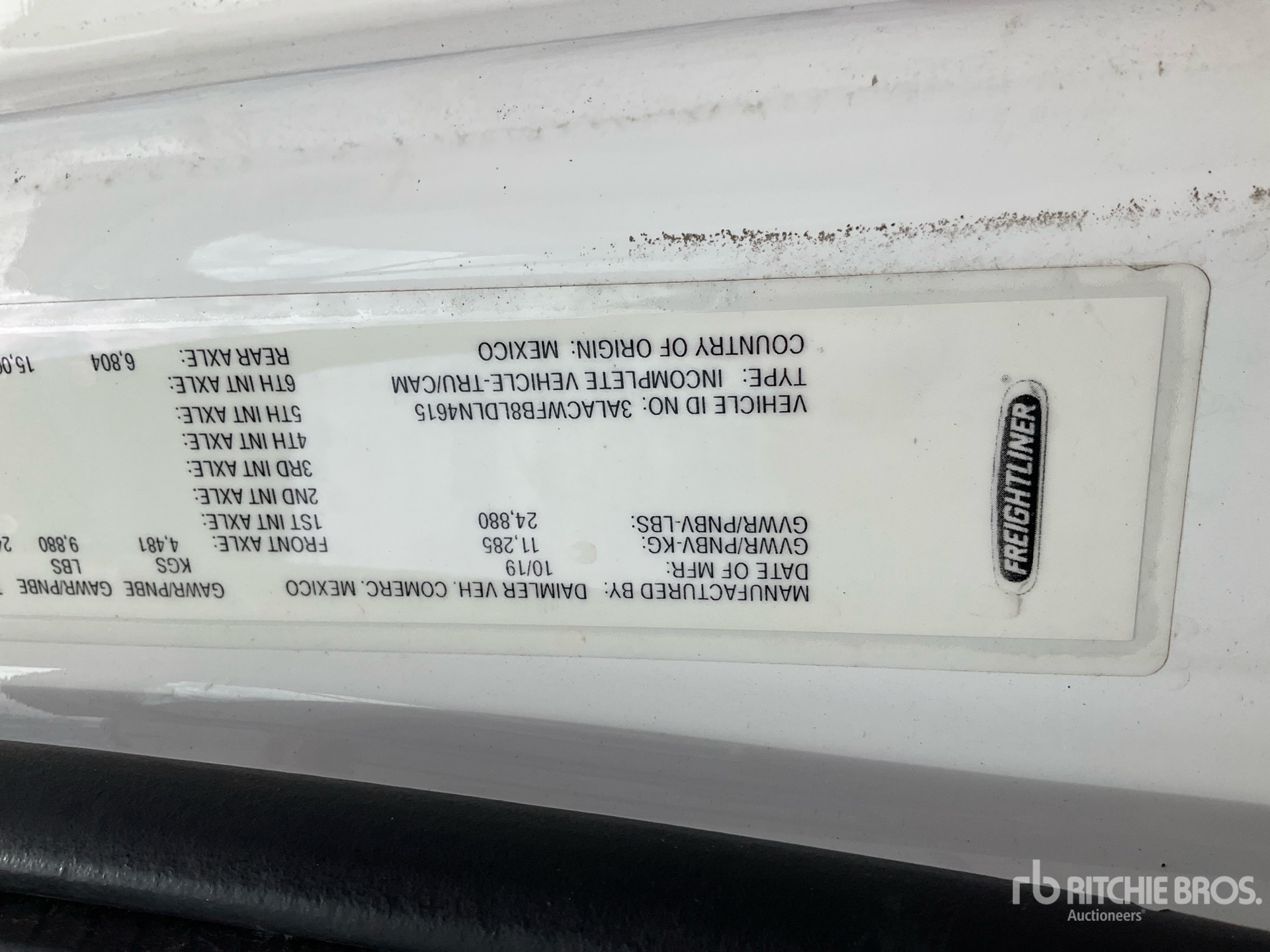 2020 Freightliner M2 106
