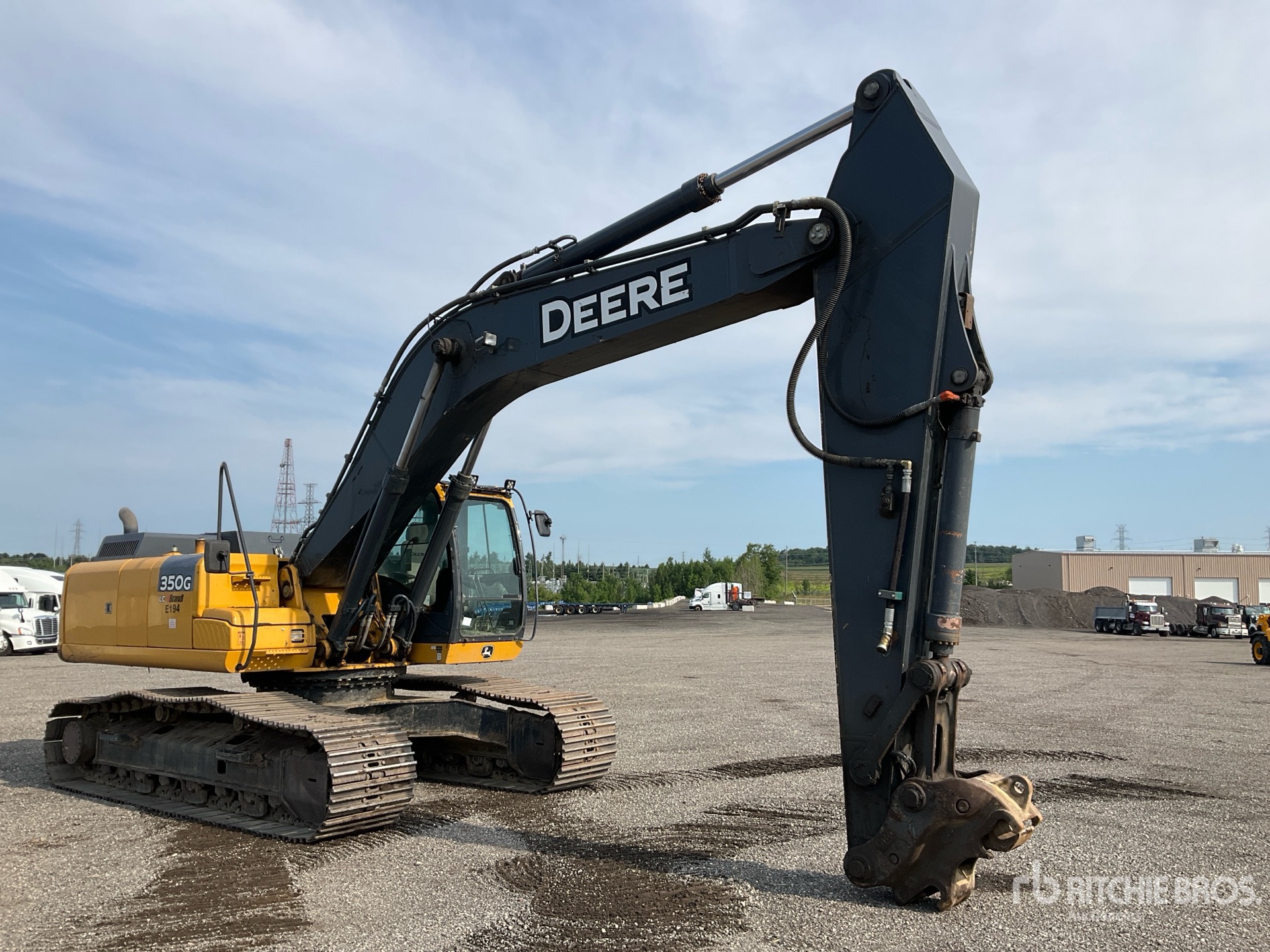 2017 John Deere 350G LC