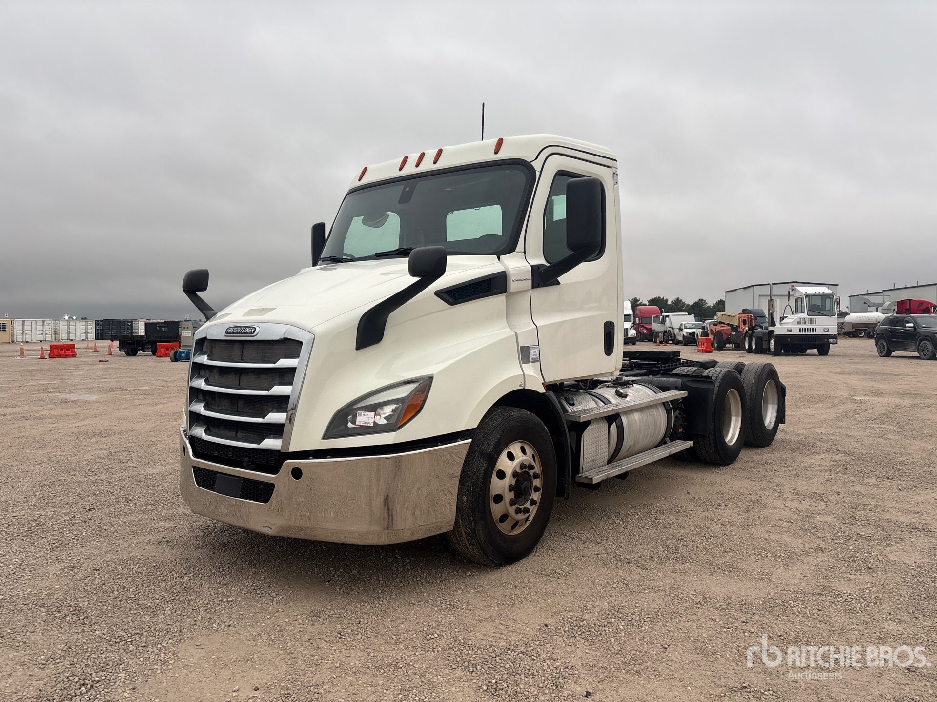 2019 Freightliner CASCADIA 116