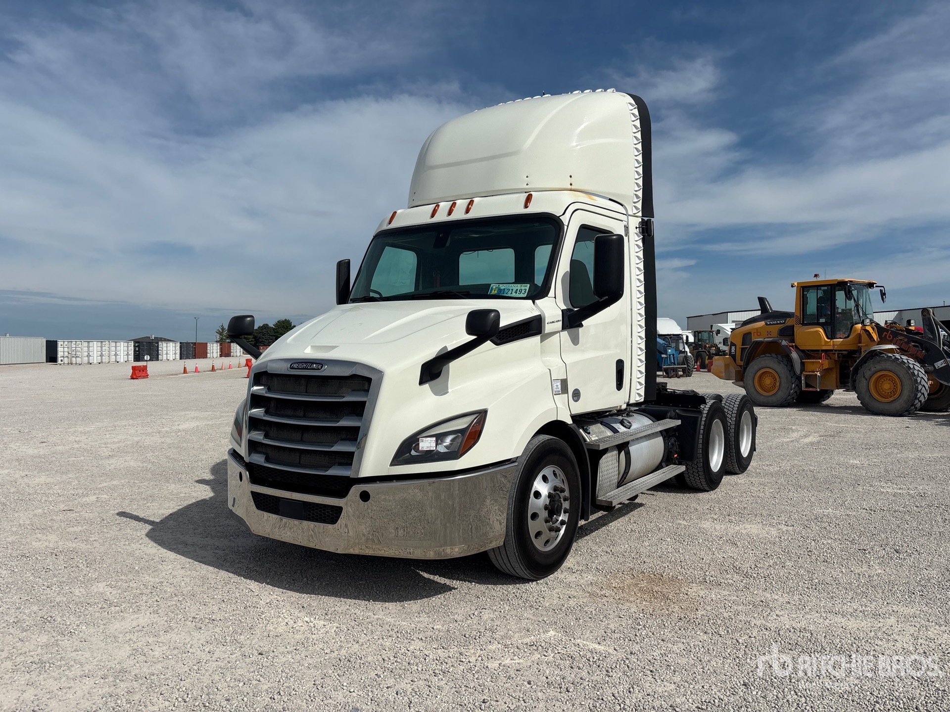 2019 Freightliner CASCADIA 116