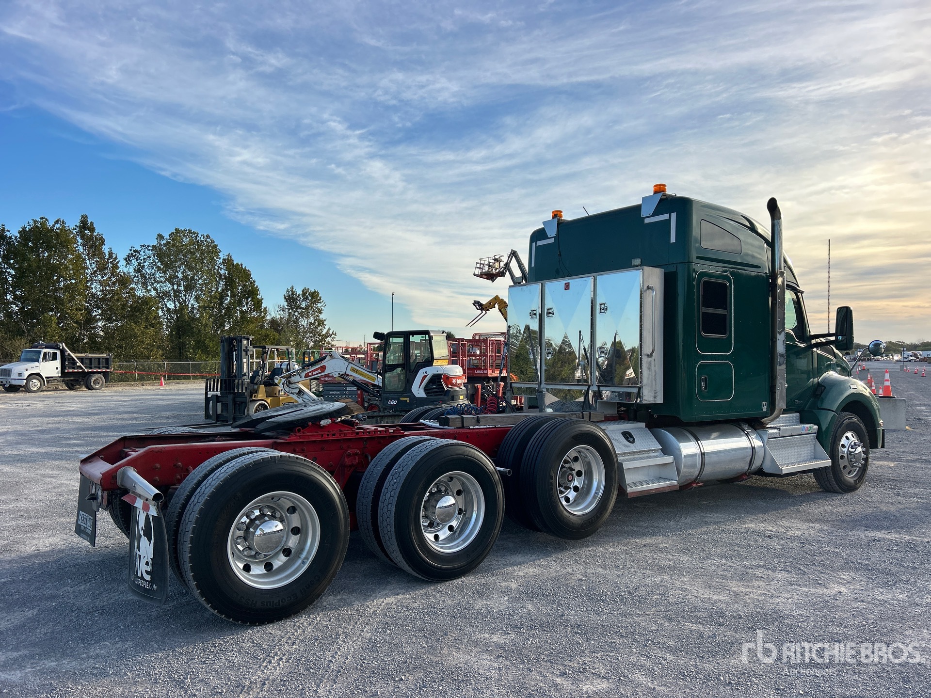 2019 Kenworth T880