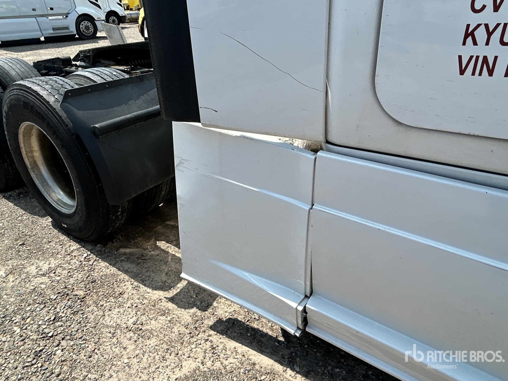 2019 Freightliner CASCADIA 126