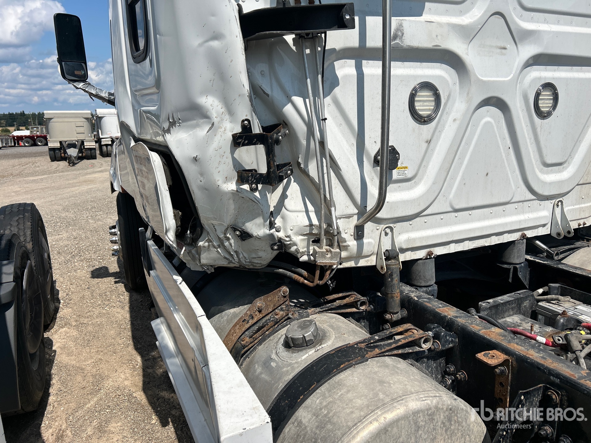 2019 Freightliner CASCADIA 126