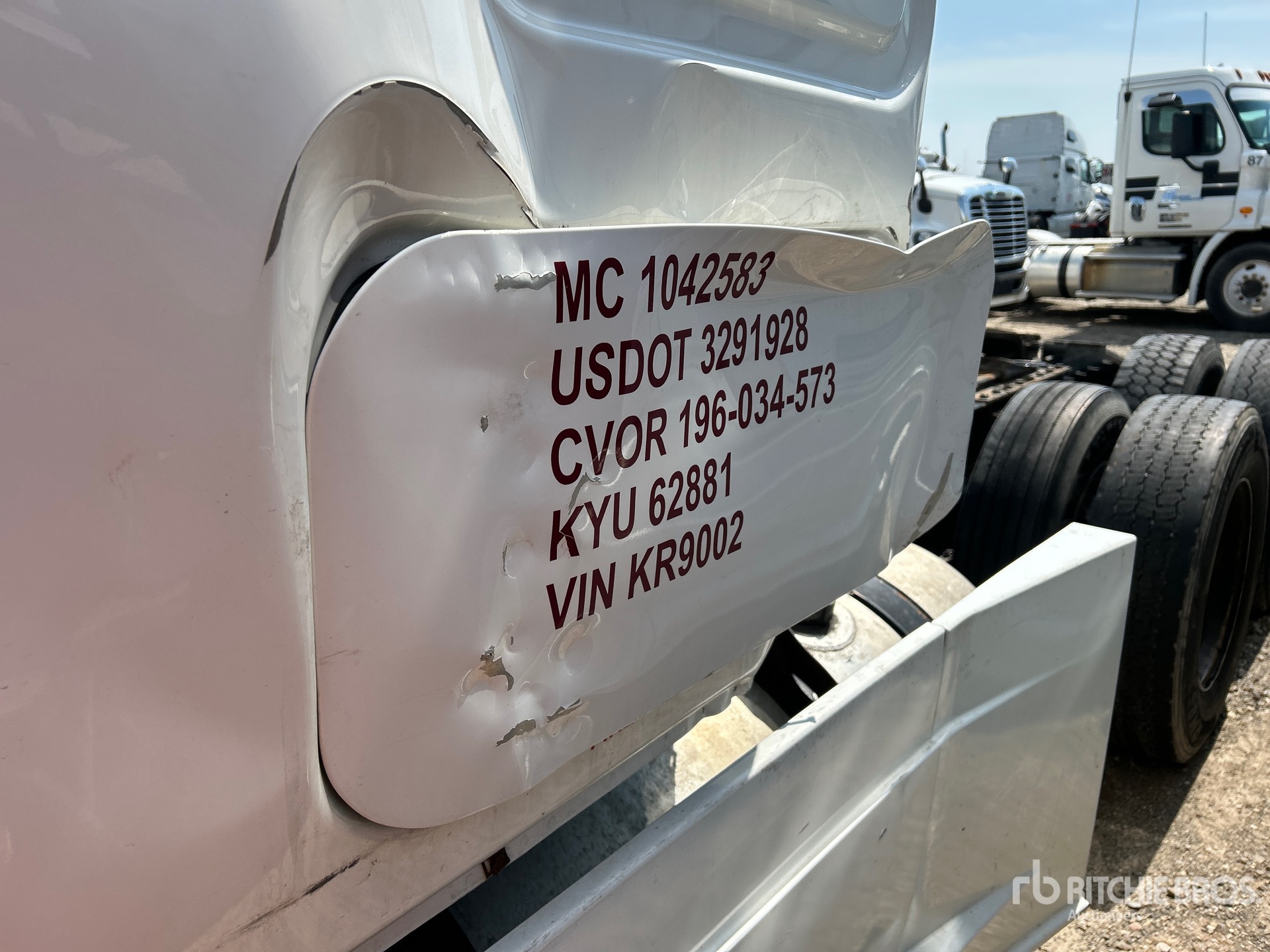2019 Freightliner CASCADIA 126