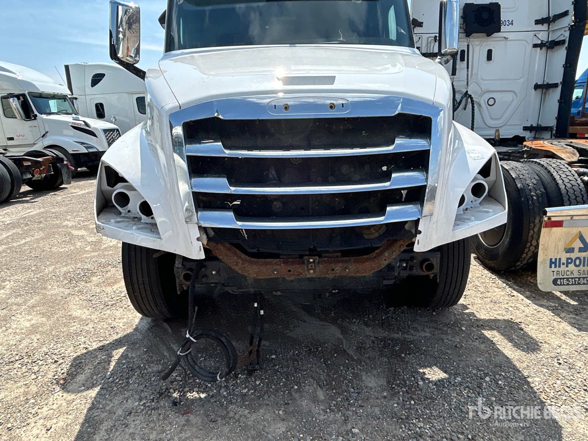 2019 Freightliner CASCADIA 126