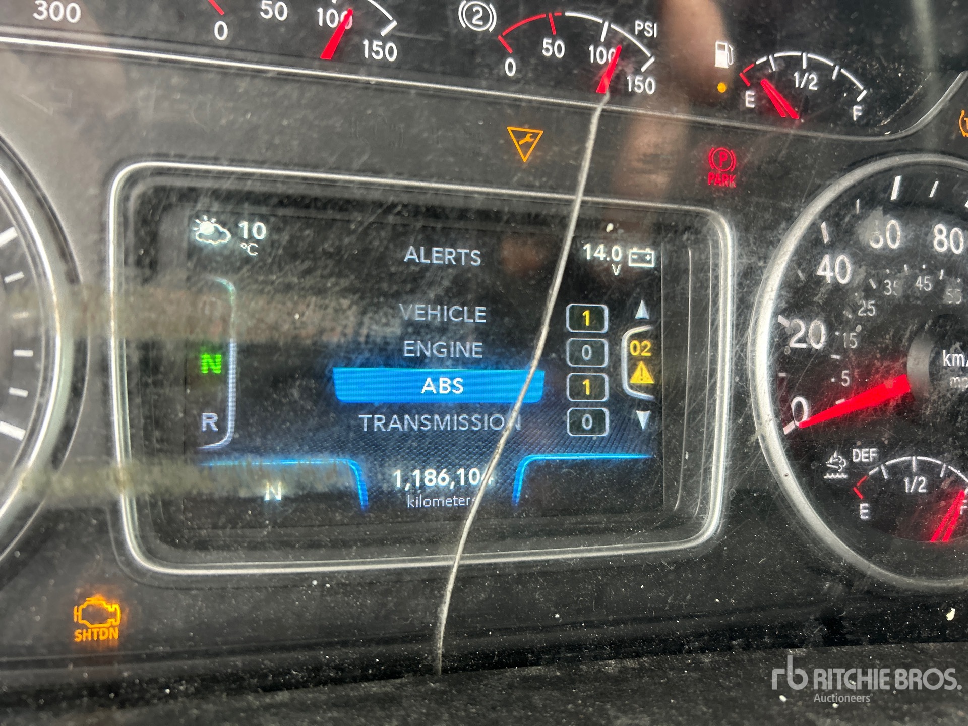 2019 International LT625