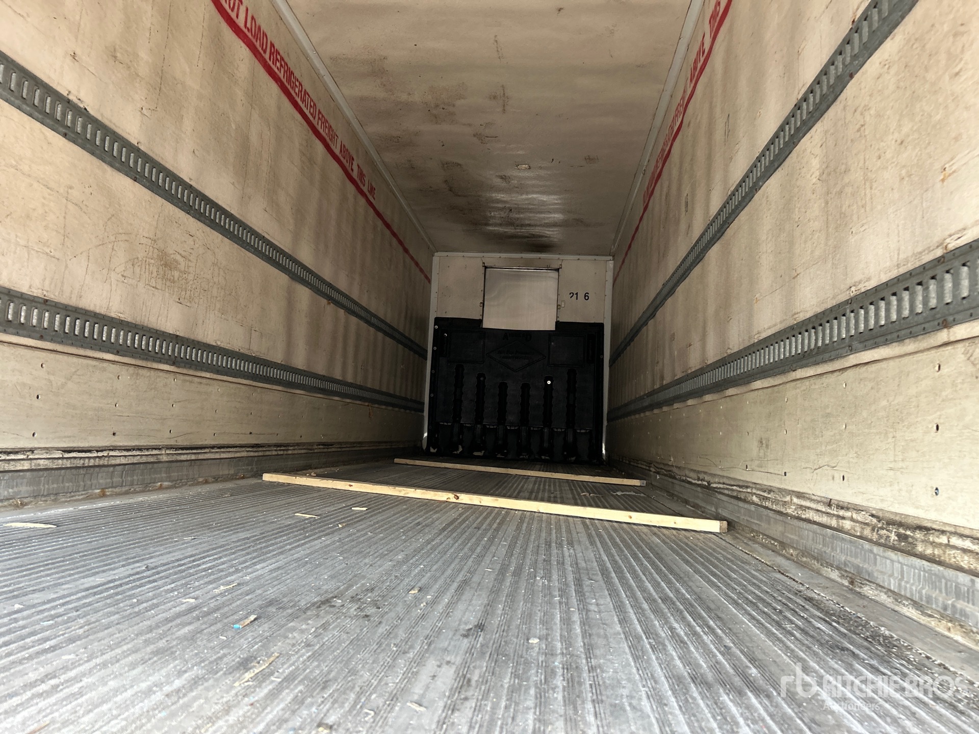 1999 Trailmobile 32 ft x 96 in S/A