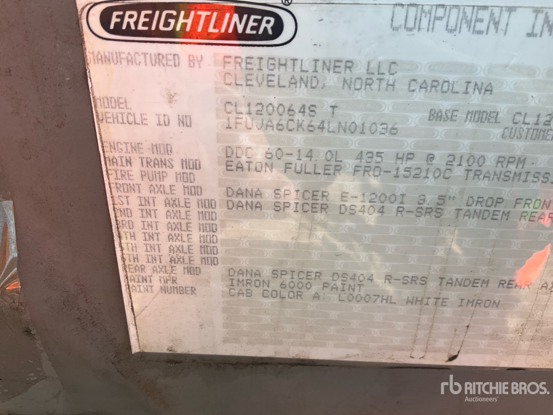 2004 Freightliner COLUMBIA 120
