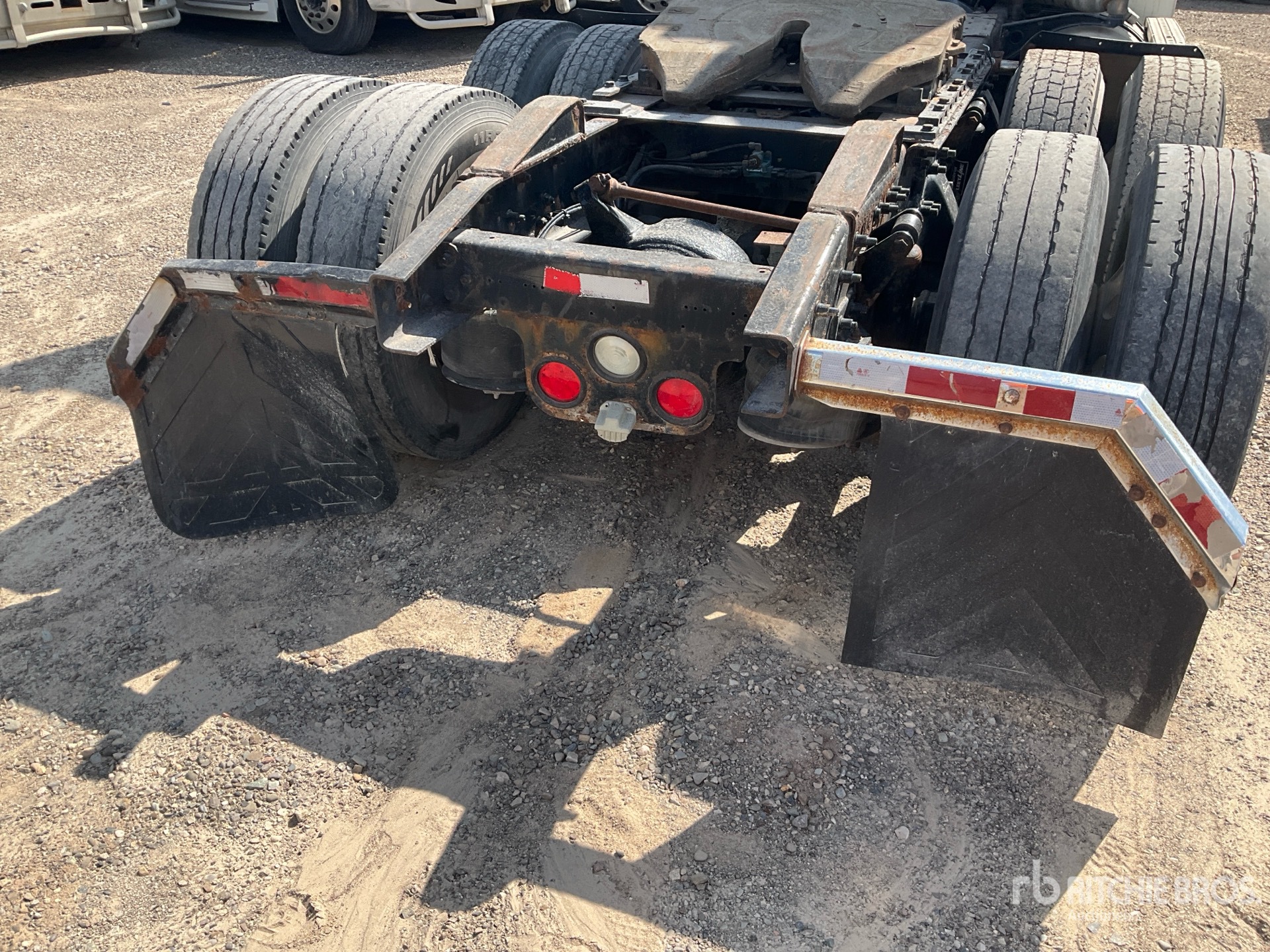 2004 Freightliner COLUMBIA 120