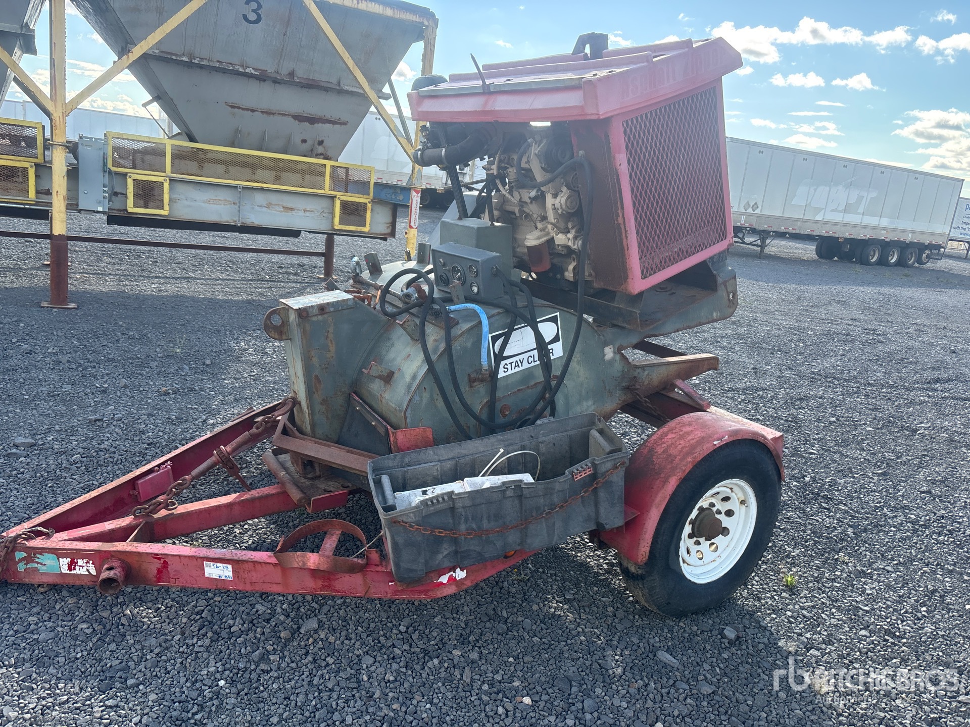 General Appearance with Image, coin avant gauche