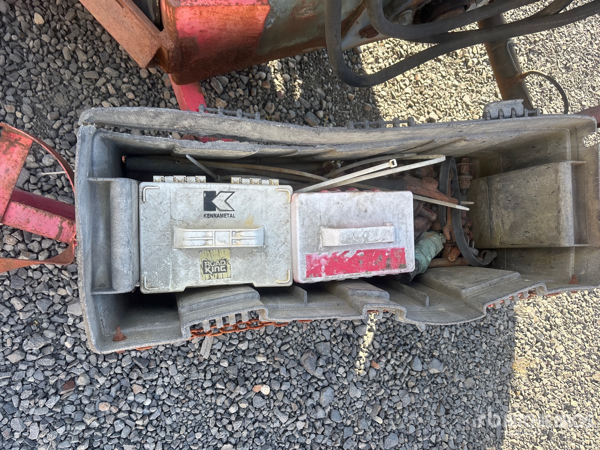 1998 Asphalt Zipper 36 IN
