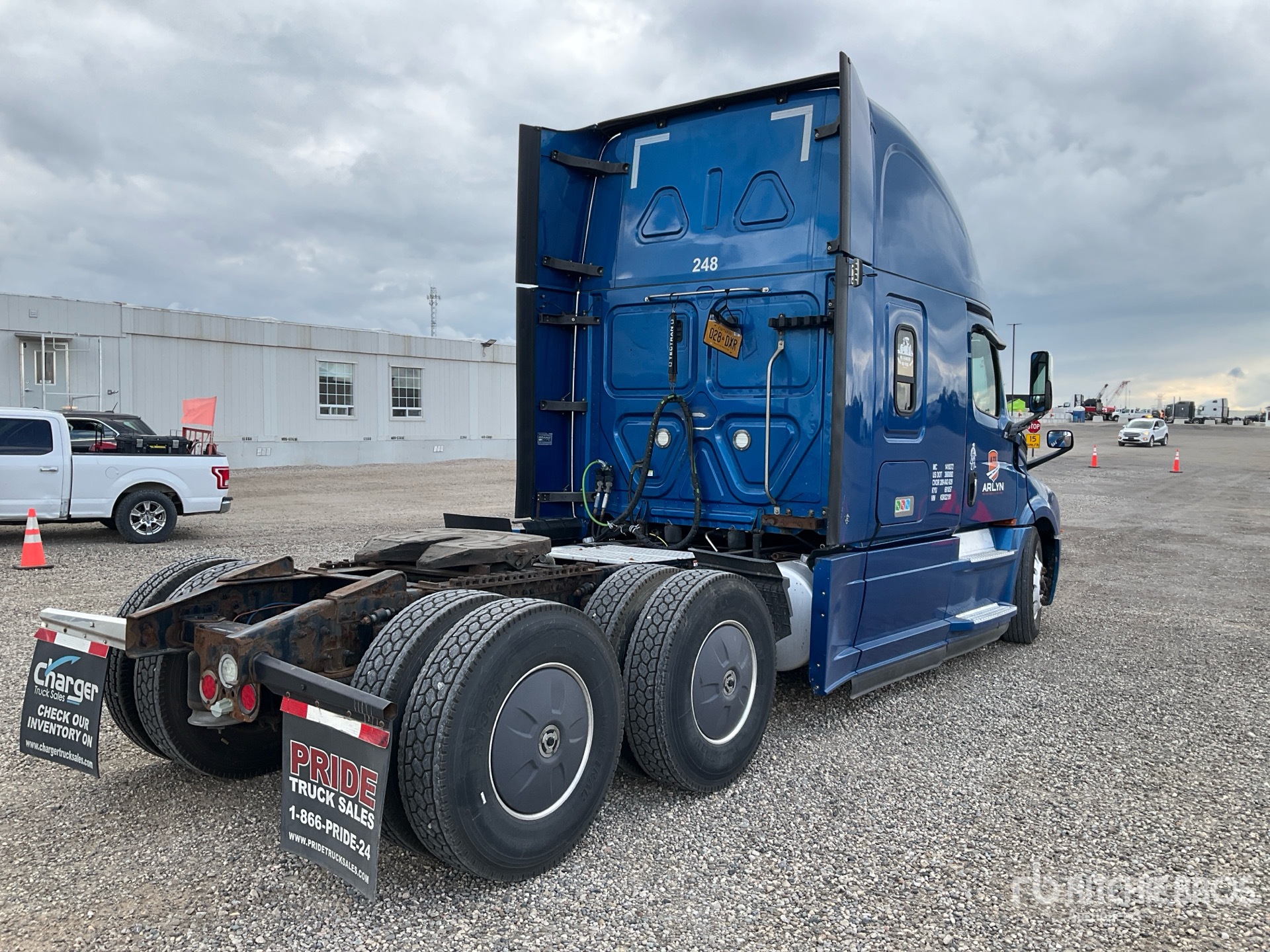 2019 Freightliner CASCADIA 126