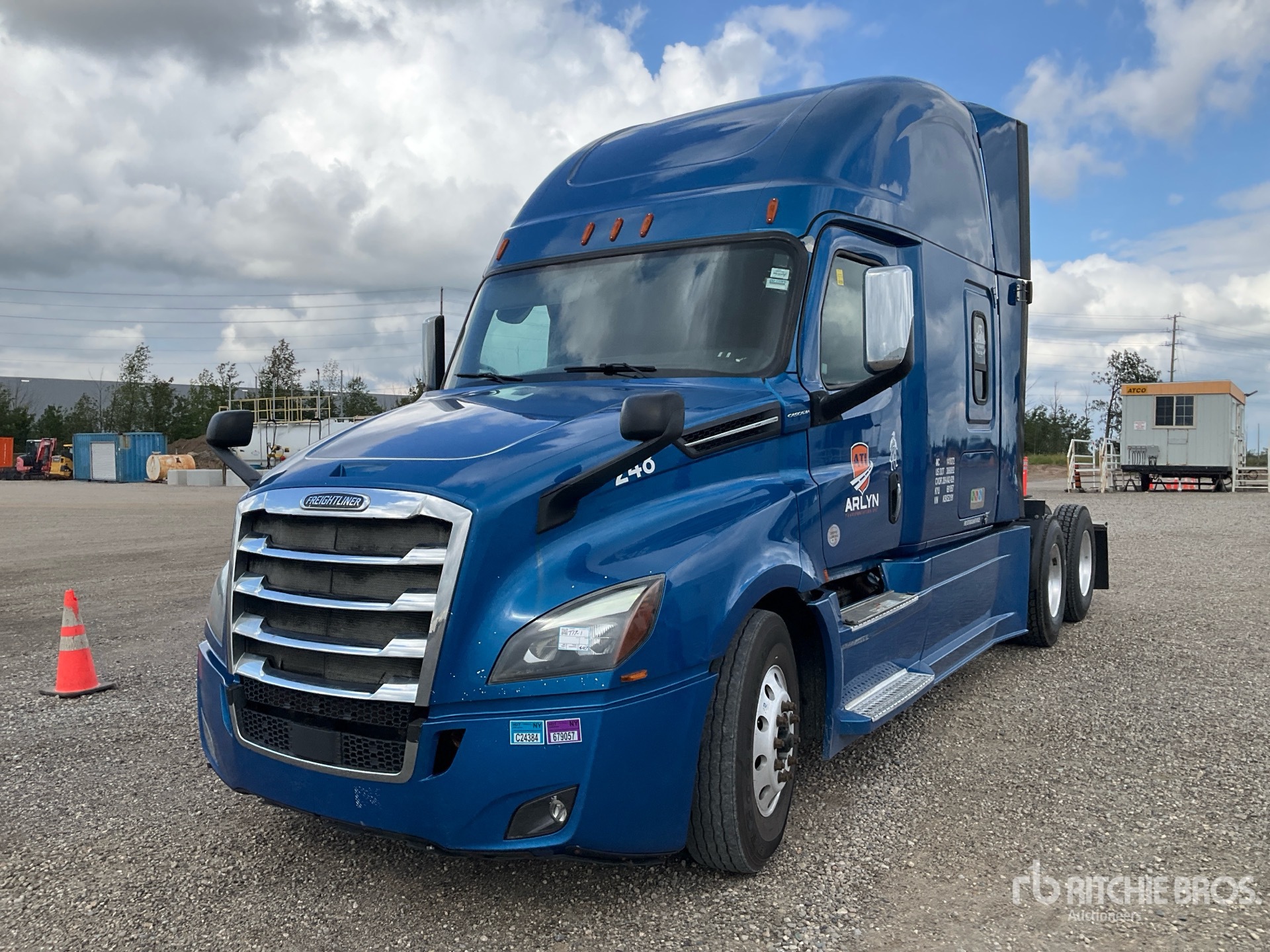 2019 Freightliner CASCADIA 126