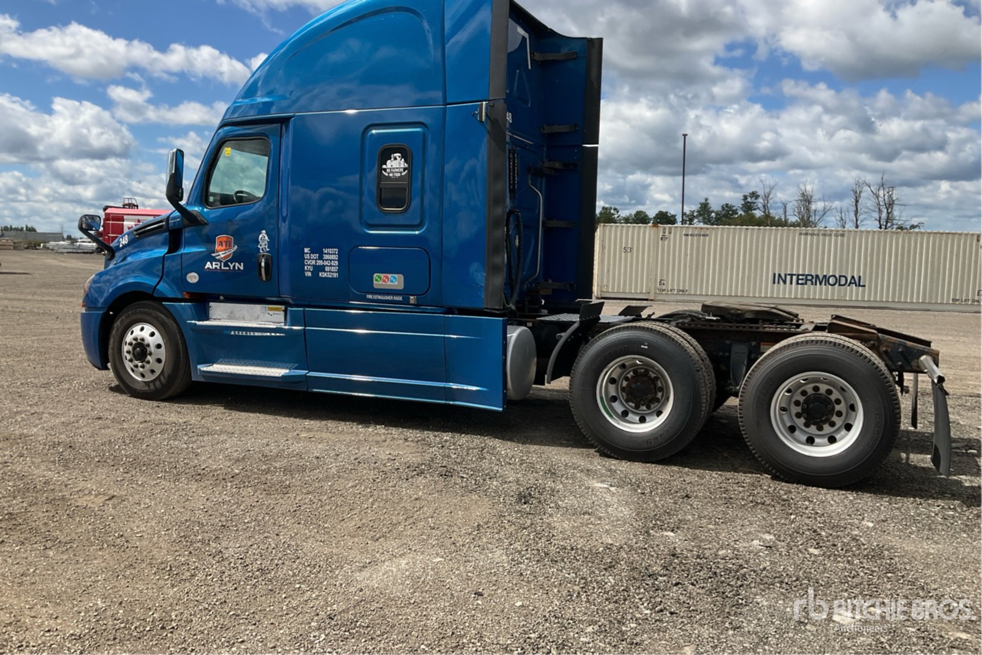 General Appearance with Picture, Left Rear Corner
