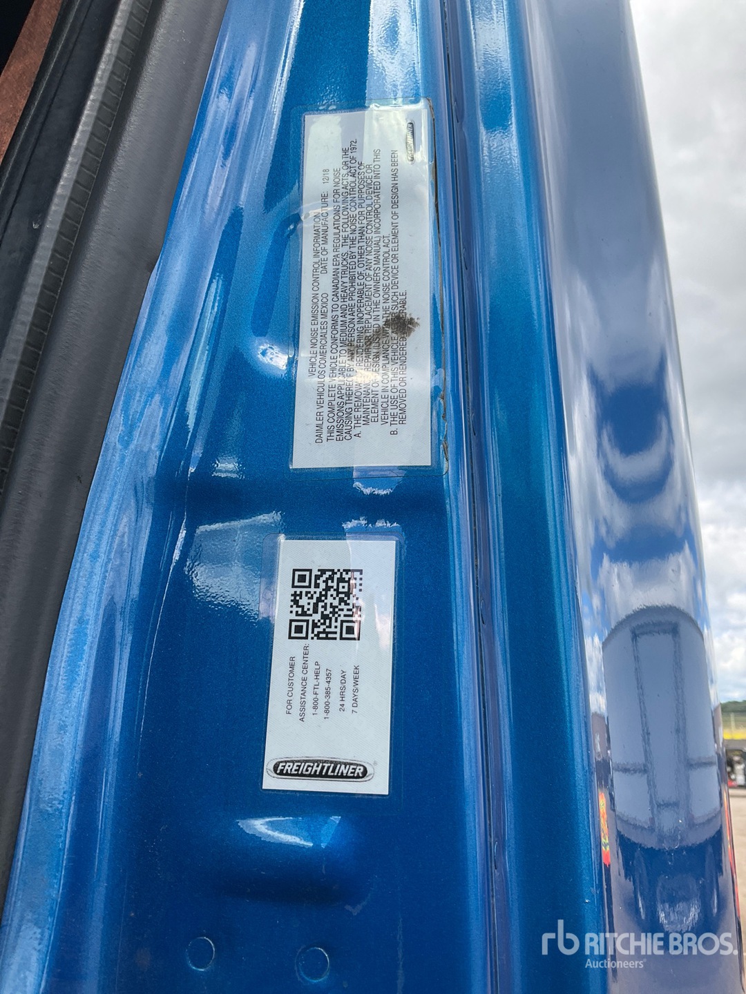 2019 Freightliner CASCADIA 126