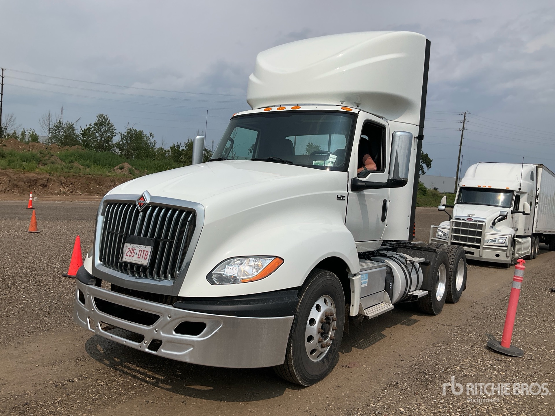 2018 International LT625