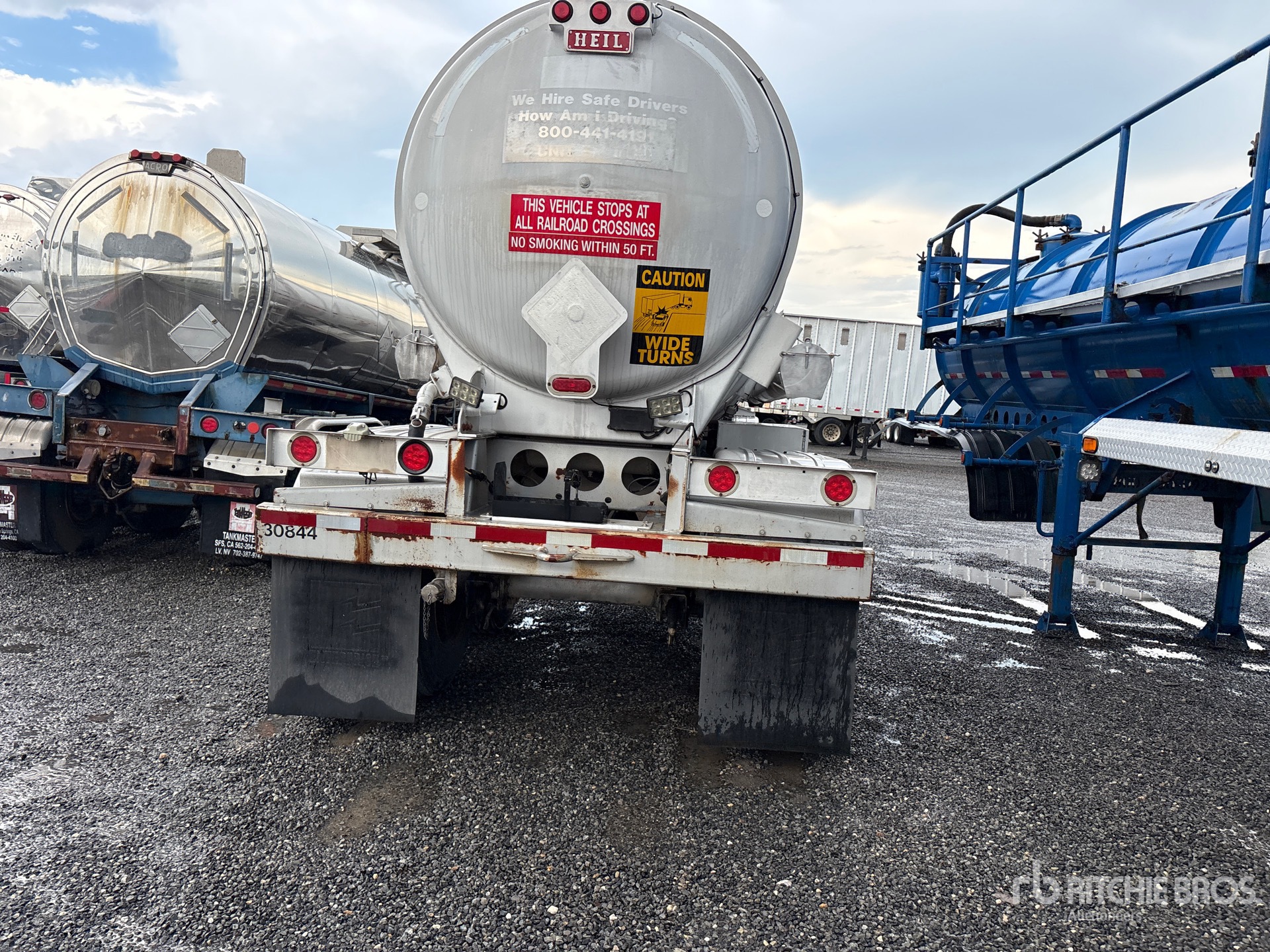 2008 Heil MC407