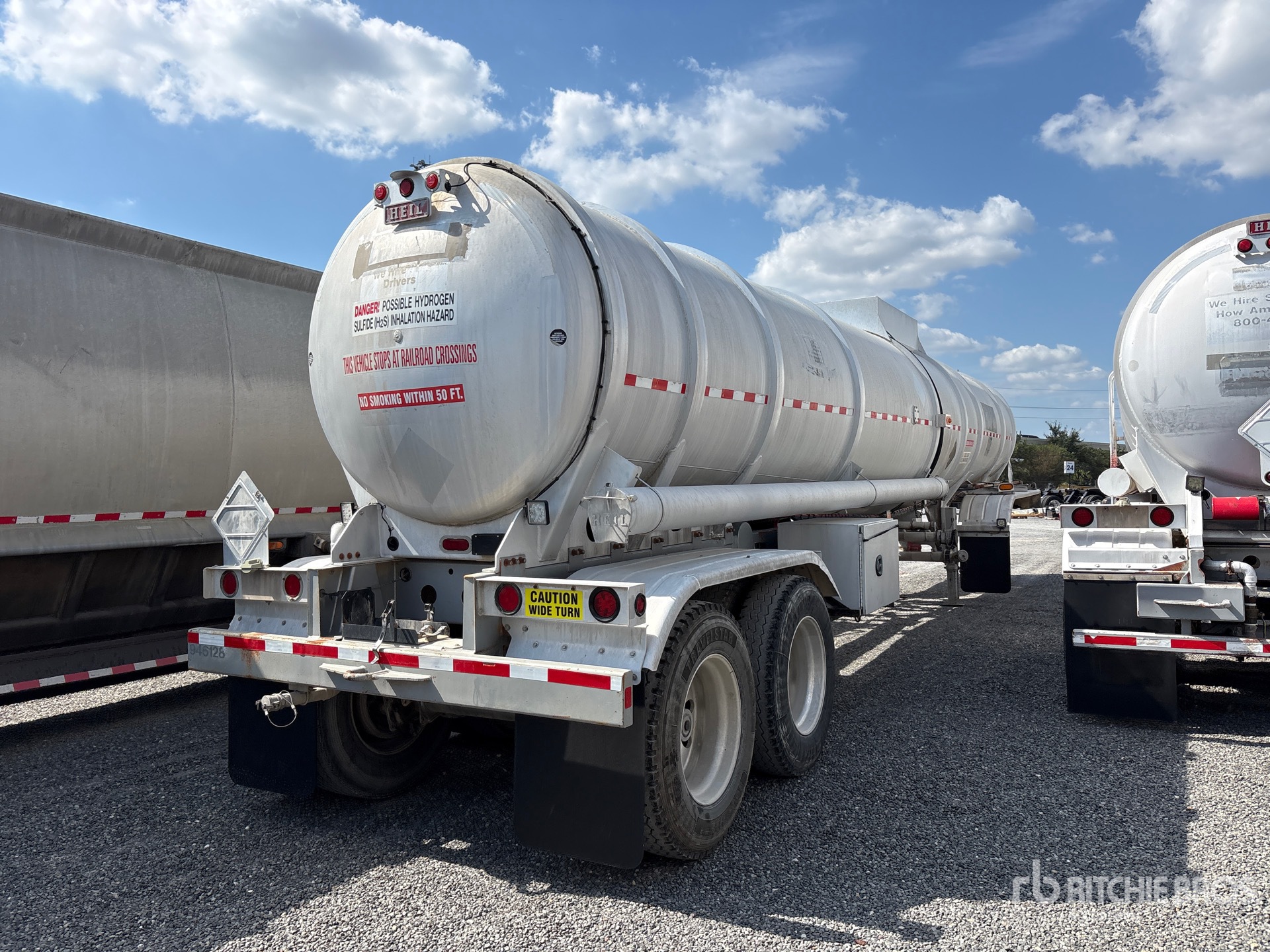 2011 Heil MC407
