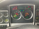 Cab with Luces de advertencia del motor