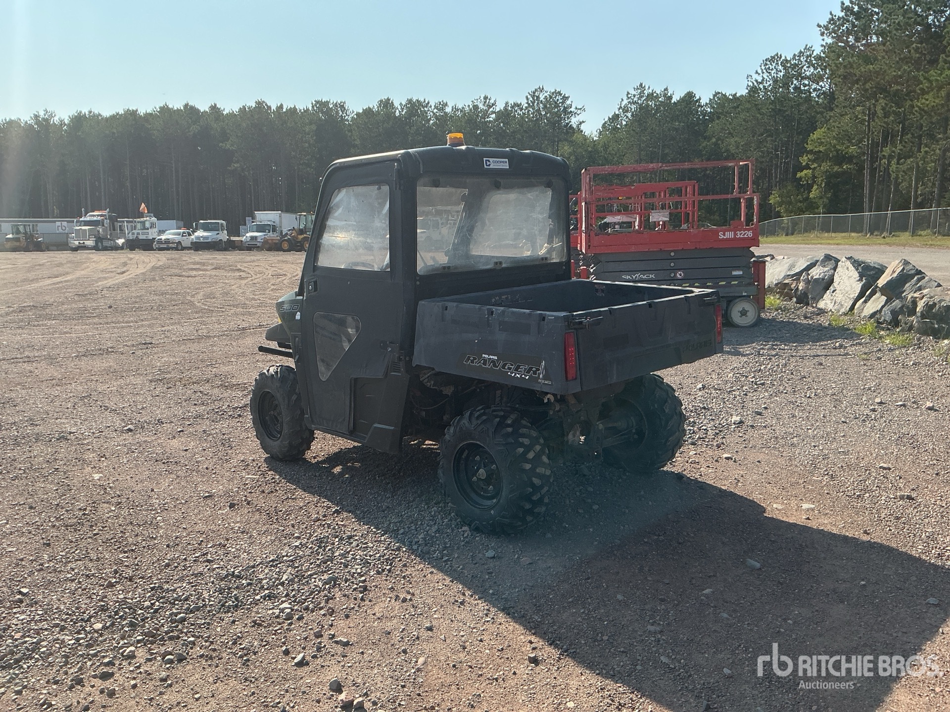 General Appearance with Picture, Left Rear Corner
