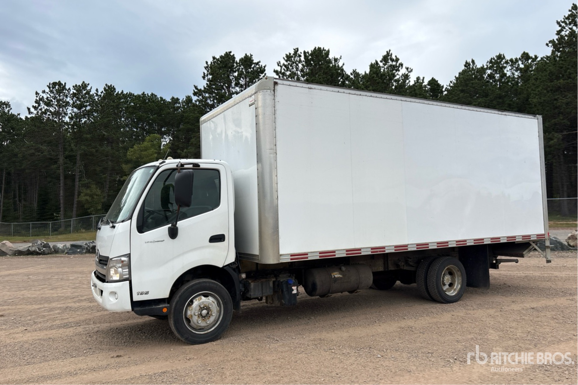 2018 Hino 195
