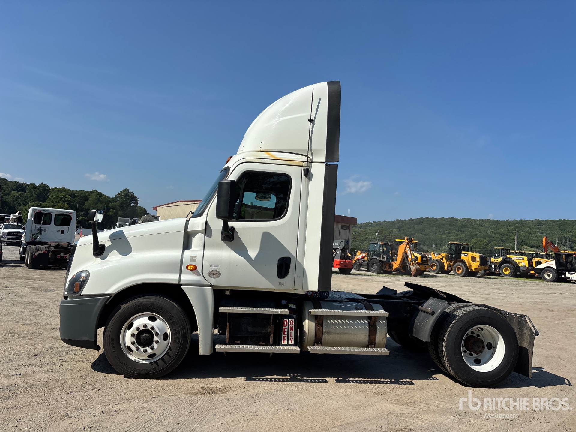 2018 Freightliner CASCADIA 125