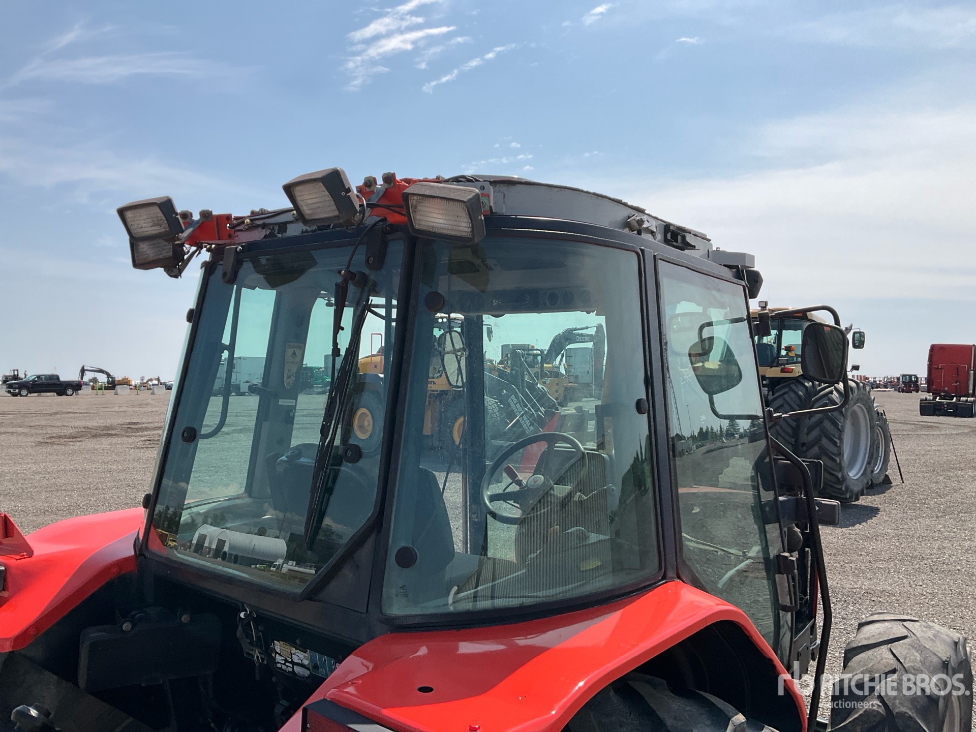1999 Agco 8765